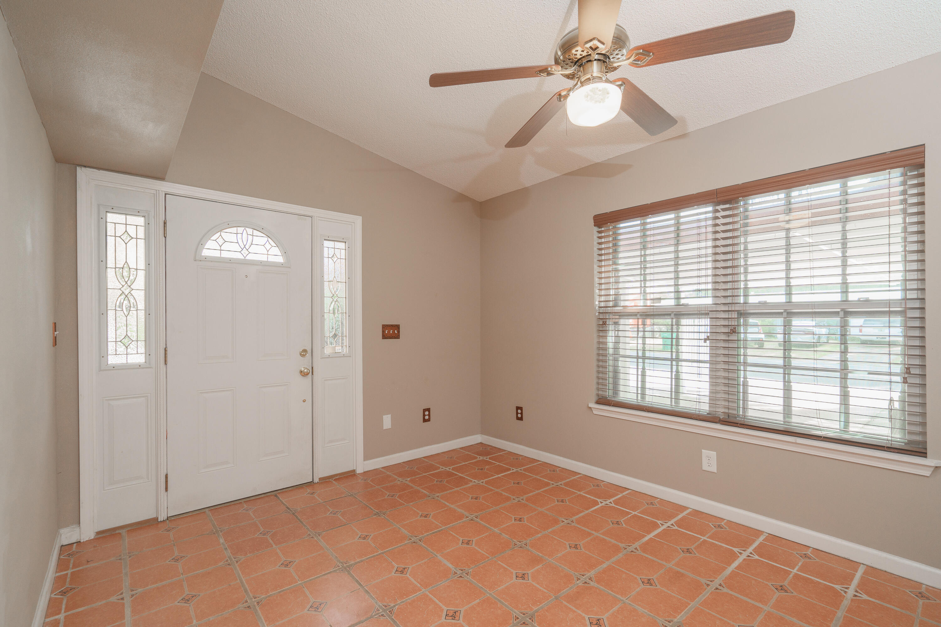 GARNIERS BEACH 6TH - Residential