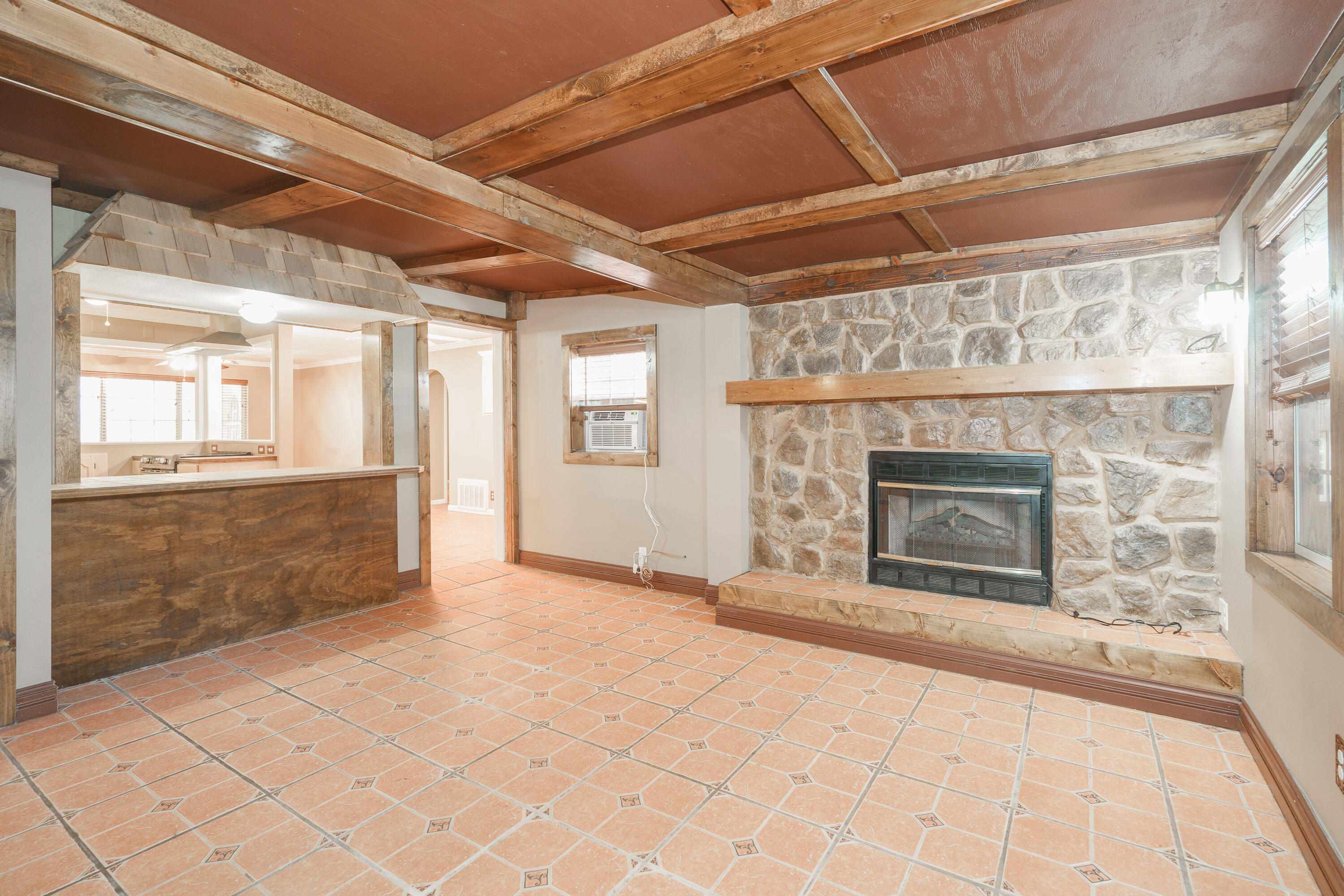 GARNIERS BEACH 6TH - Residential
