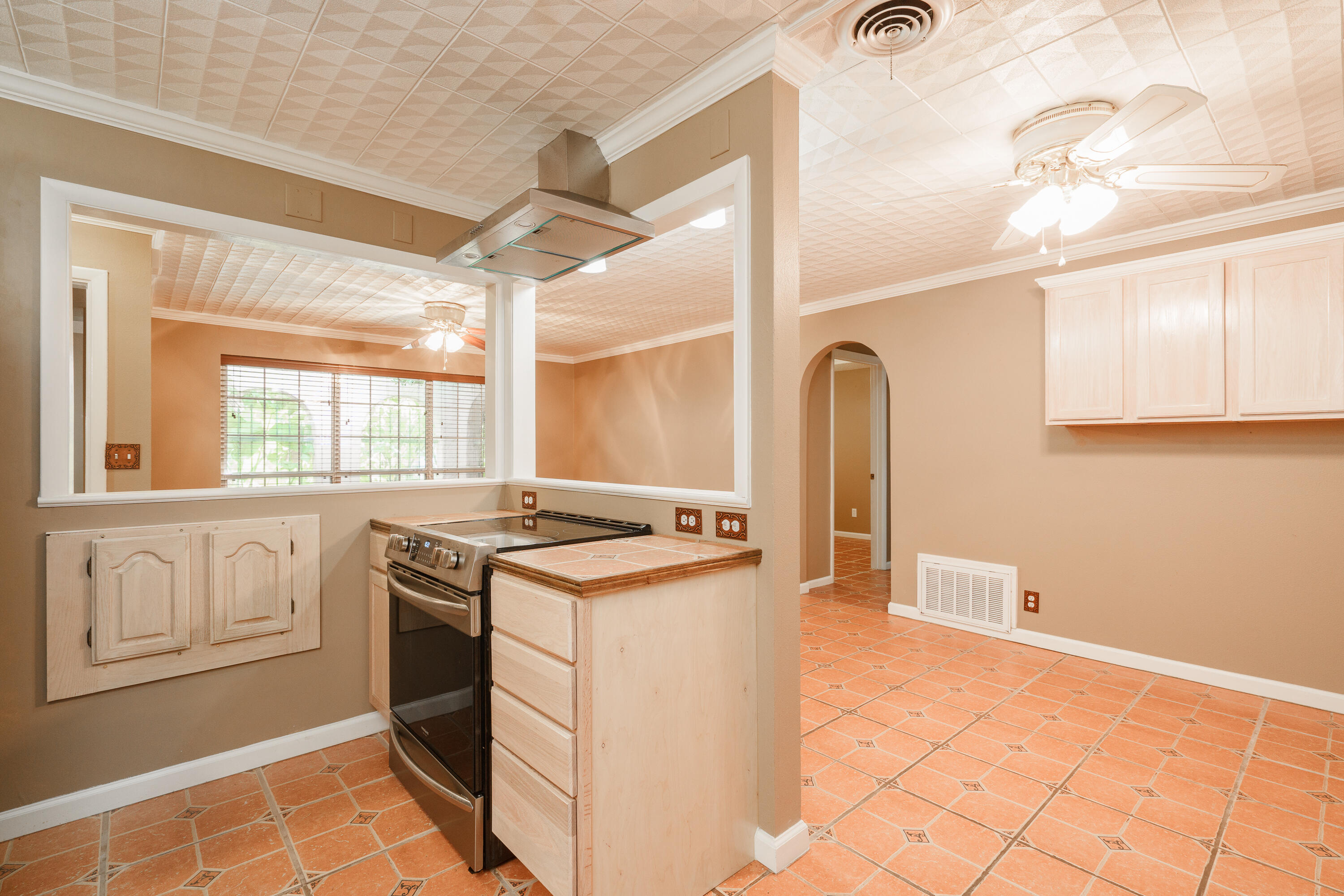 GARNIERS BEACH 6TH - Residential