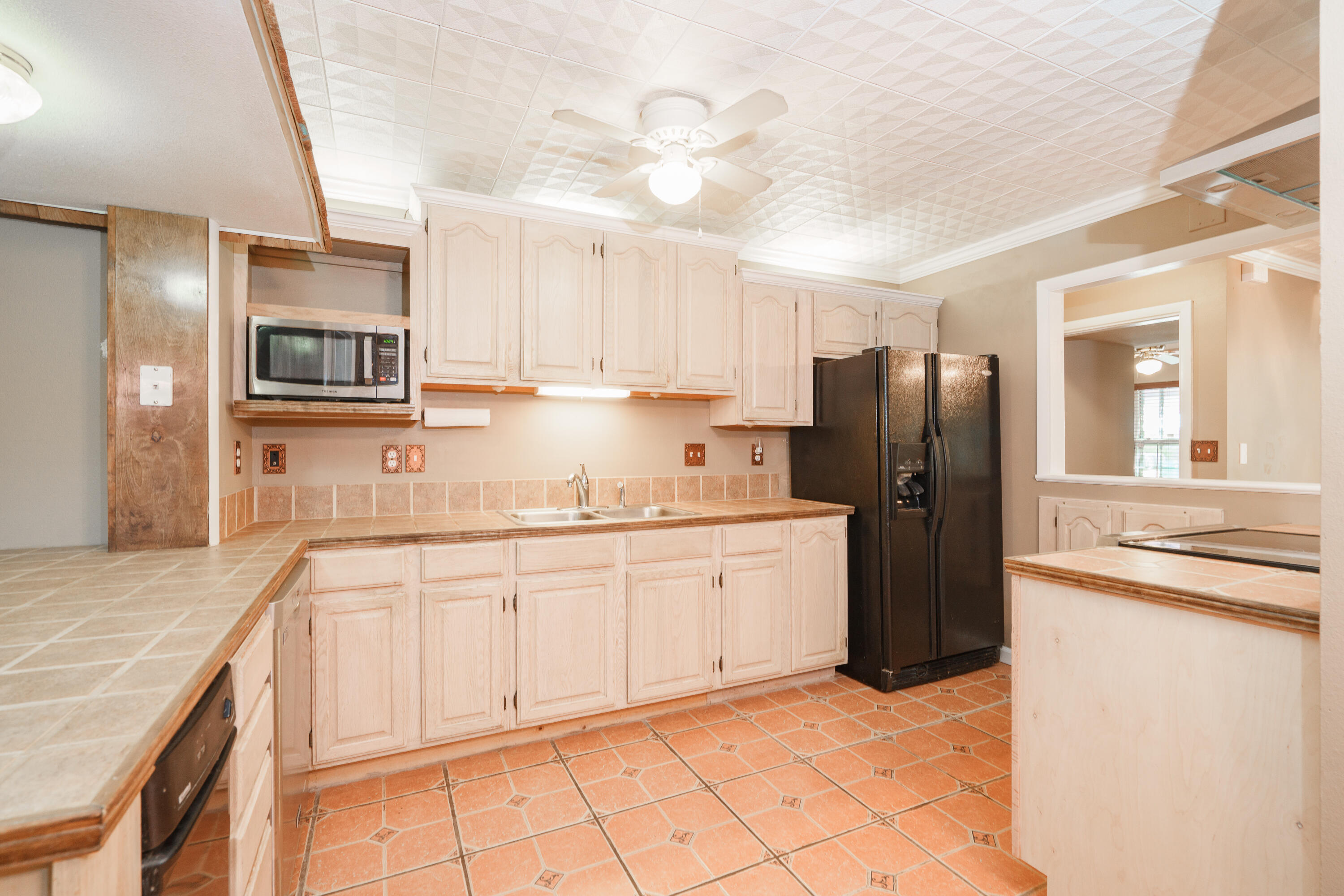 GARNIERS BEACH 6TH - Residential
