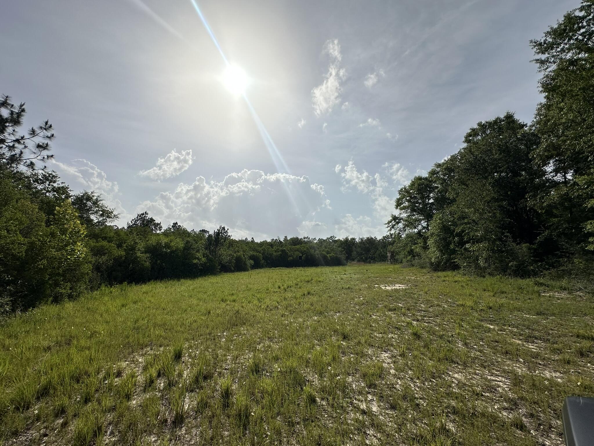 NO RECORDED SUBDIVISION - Land