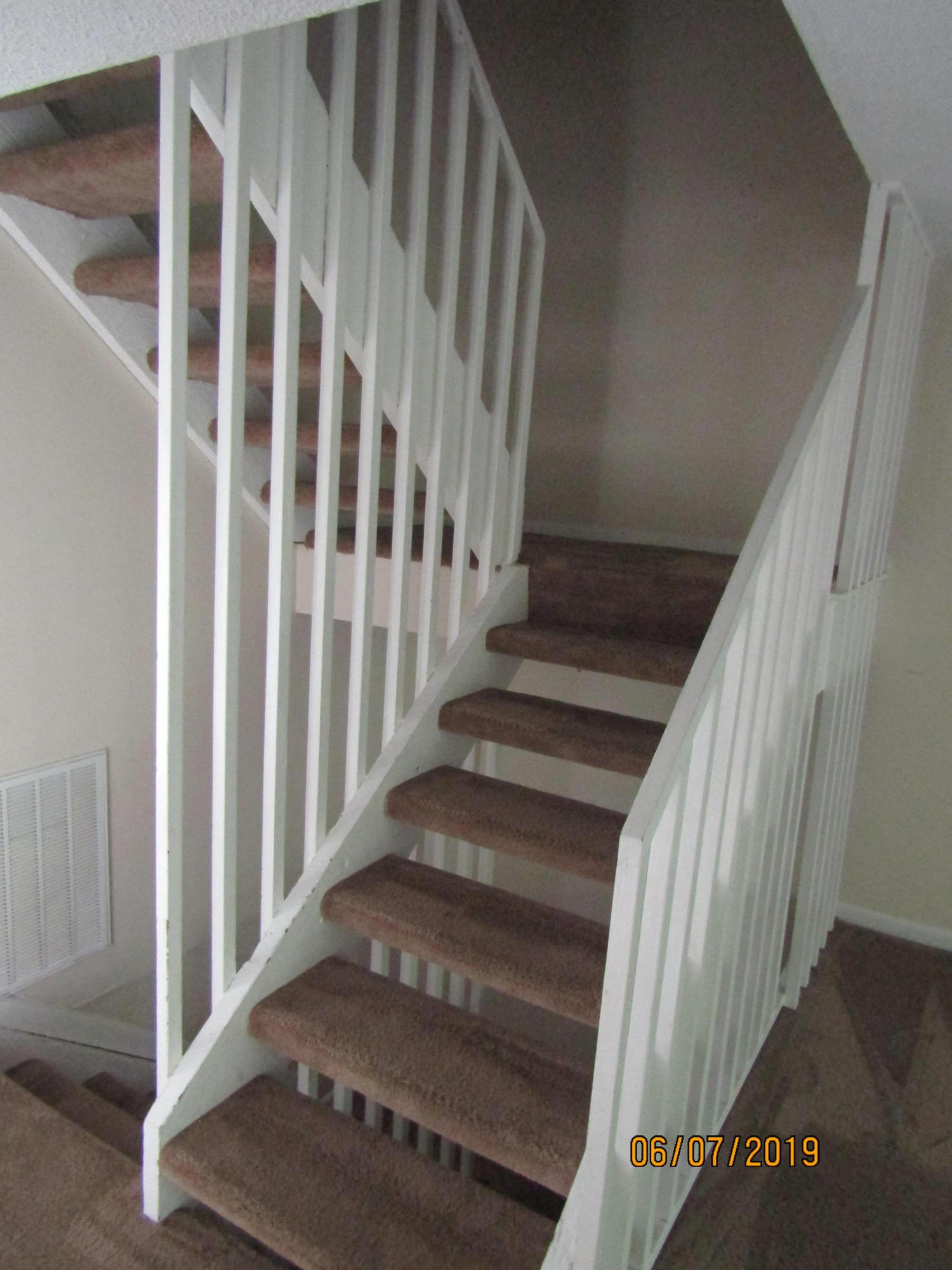 HIDDEN COVE T/H - Residential