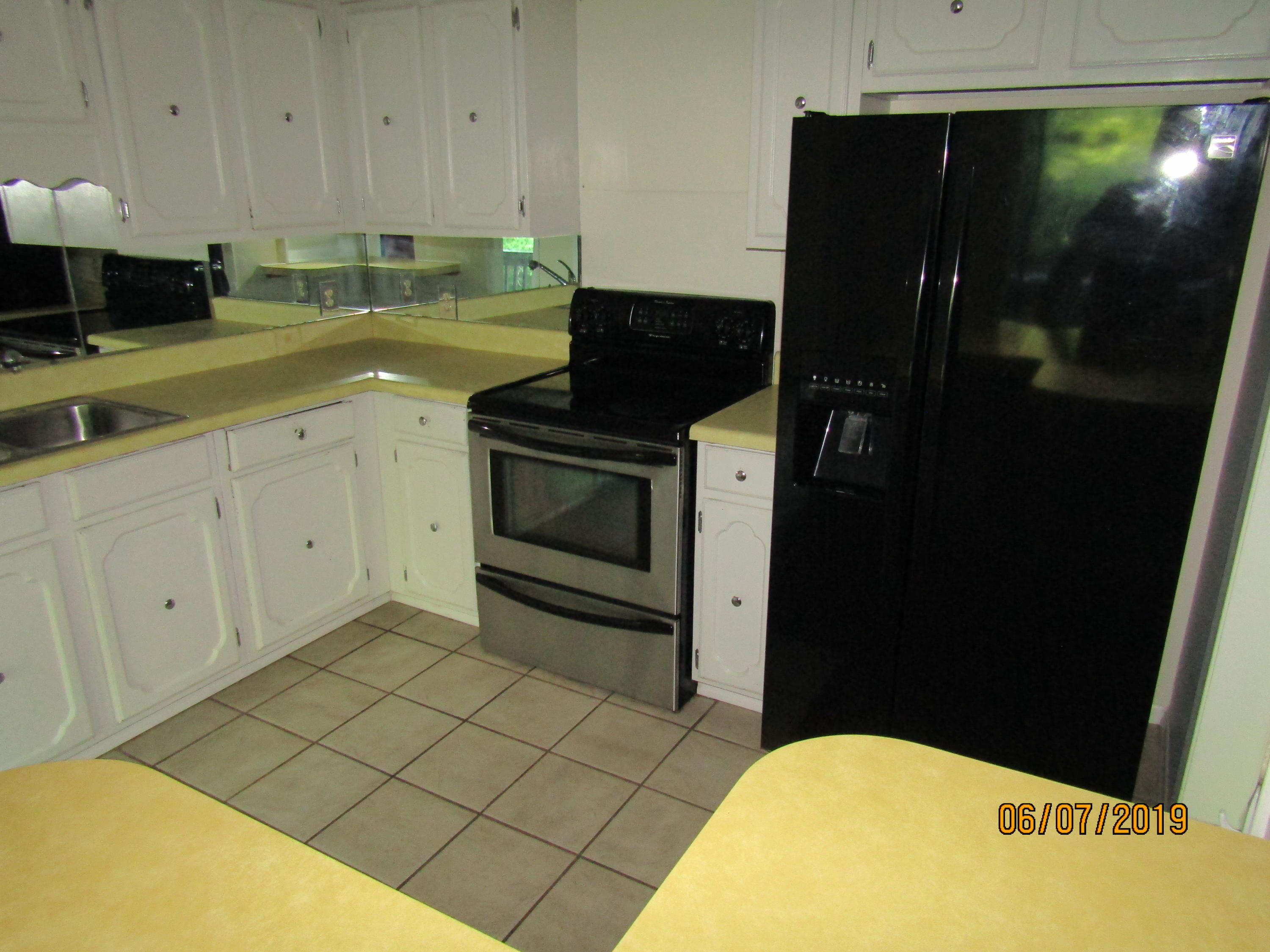 HIDDEN COVE T/H - Residential