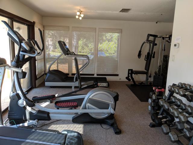 HIDDEN COVE T/H - Residential