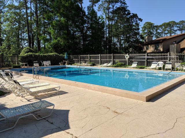 HIDDEN COVE T/H - Residential