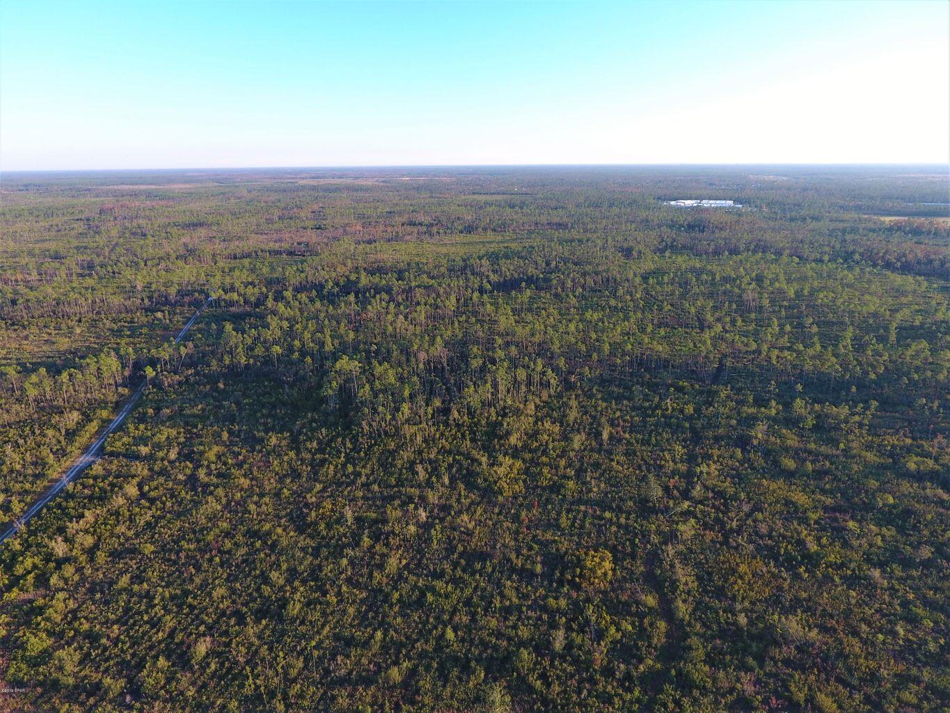 NO RECORDED SUBDIVISION - Land