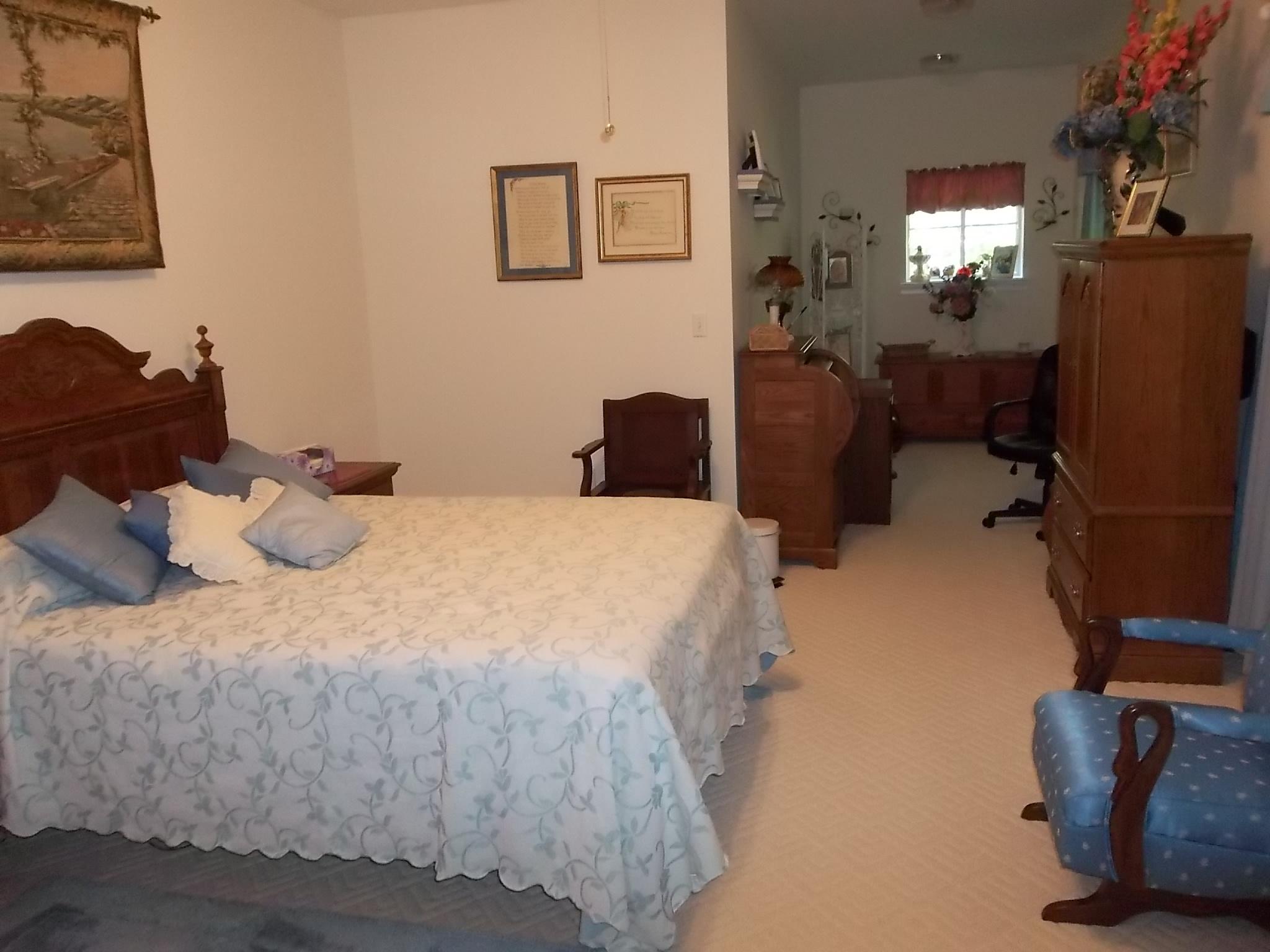 EMERALD BREEZE ESTATES - Residential