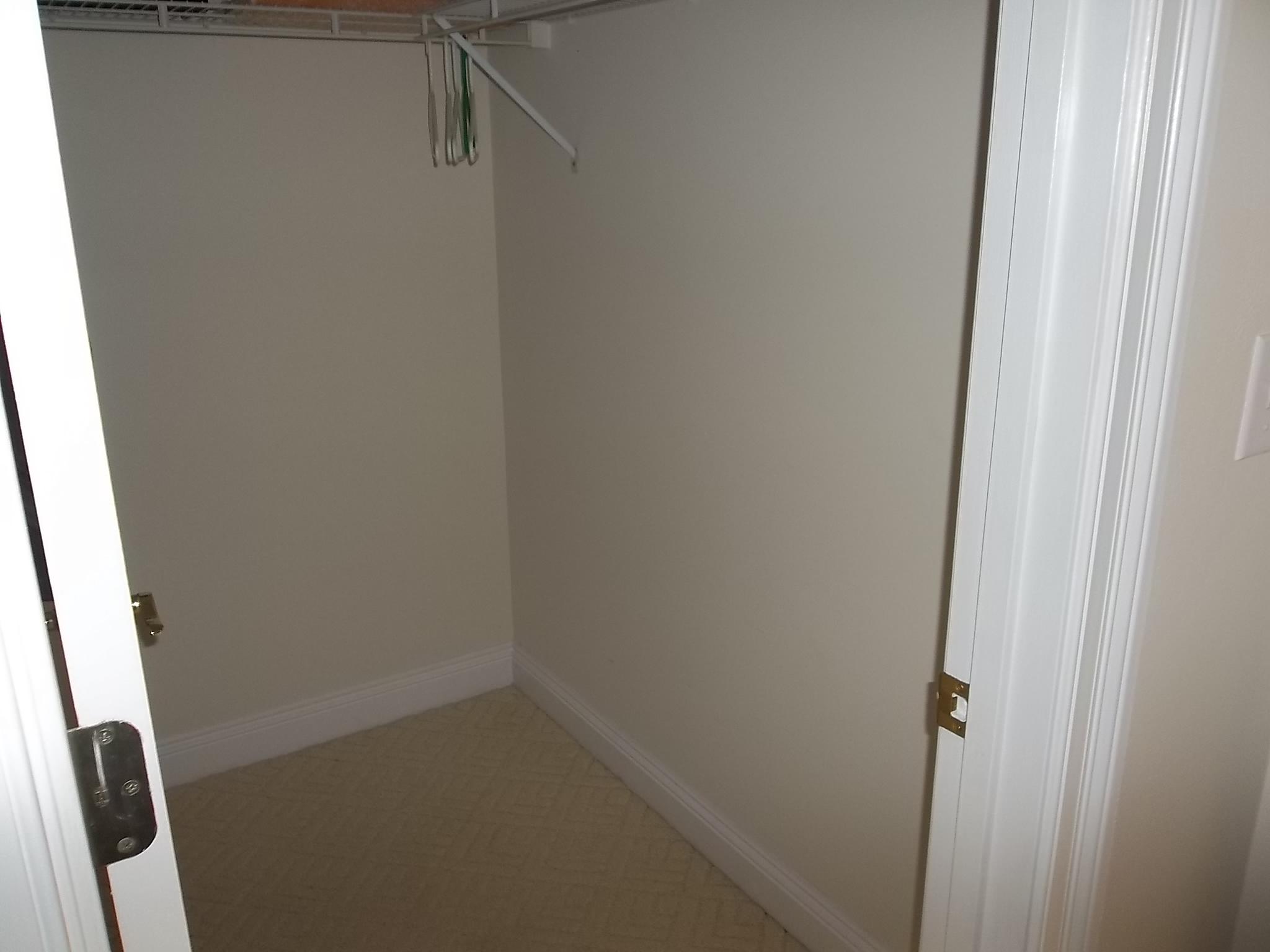 EMERALD BREEZE ESTATES - Residential