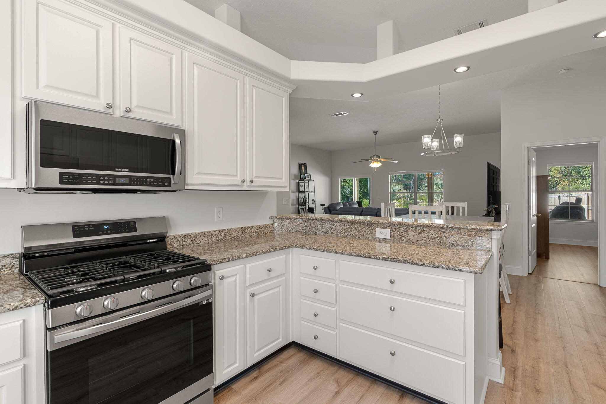 FOX VALLEY - Residential