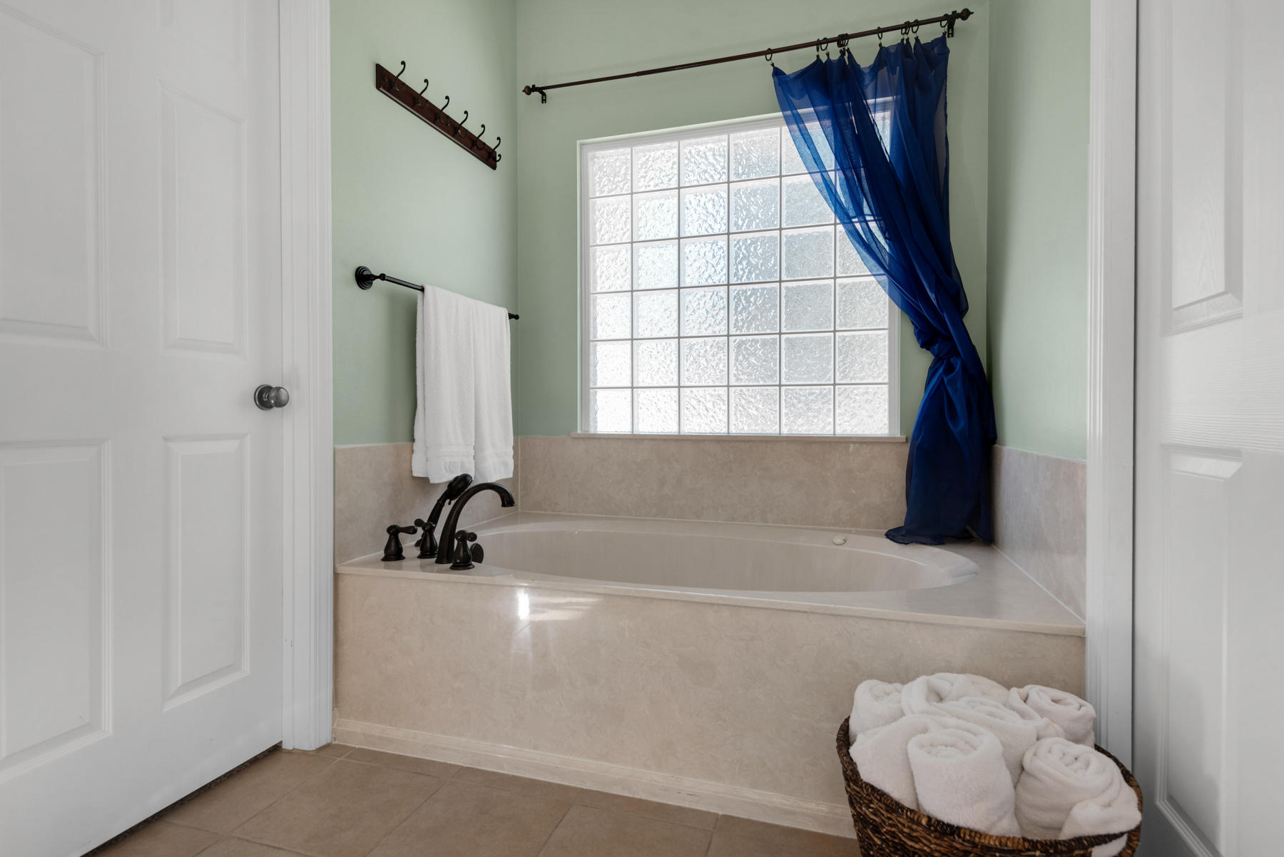 Rocky Bayou Est 15B - Residential