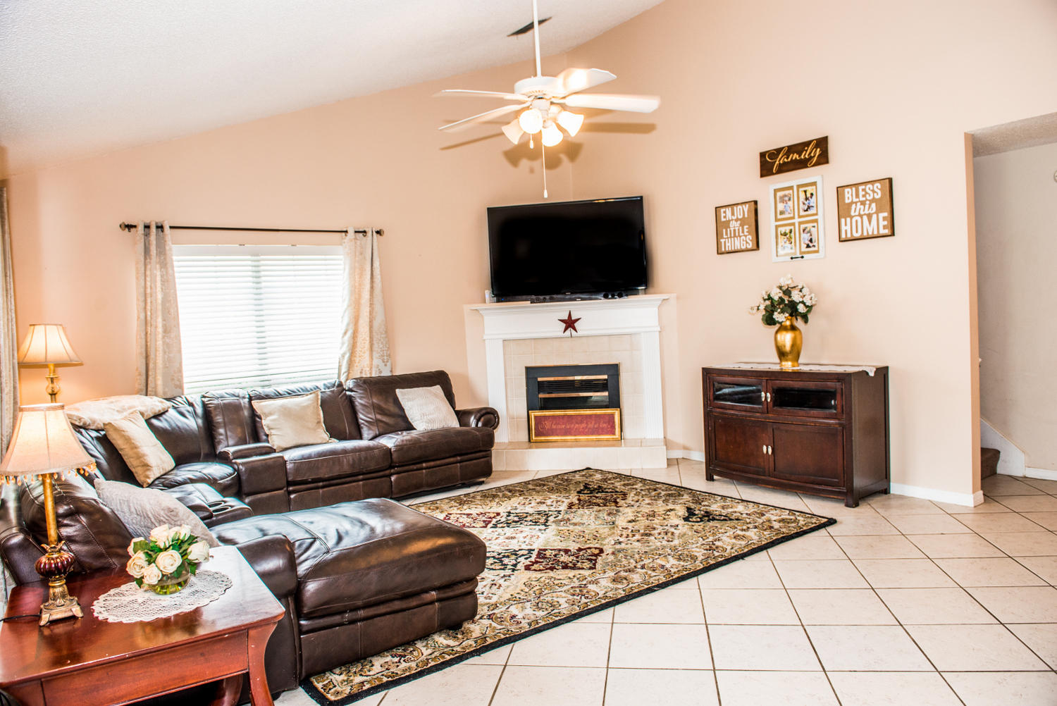 EMERALD LAKES PH 3 - Residential