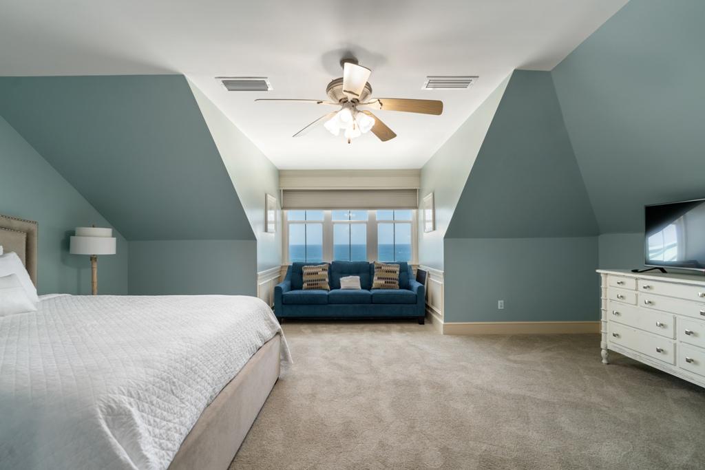 INN AT CRYSTAL BEACH (SUMMERCHASE CONDO) - Residential