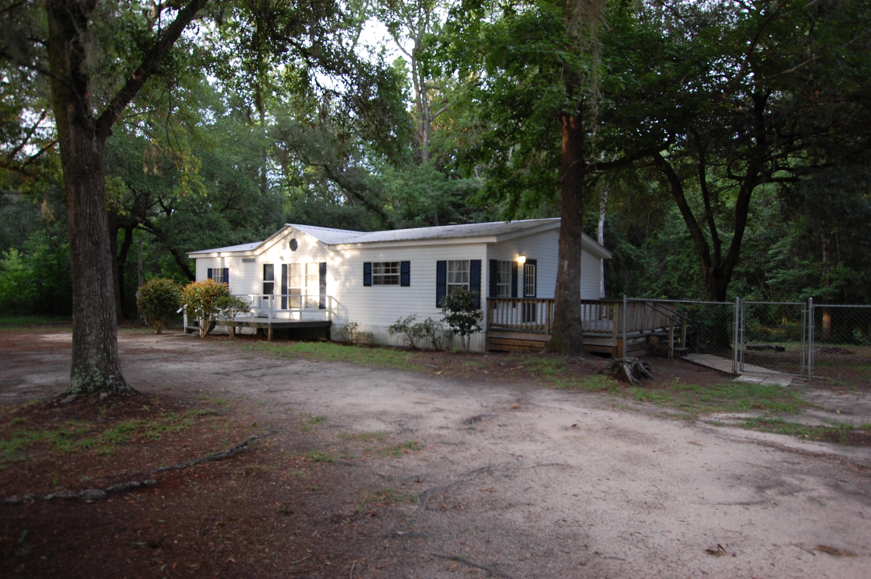 CHARLOTTE ESTATES - Residential