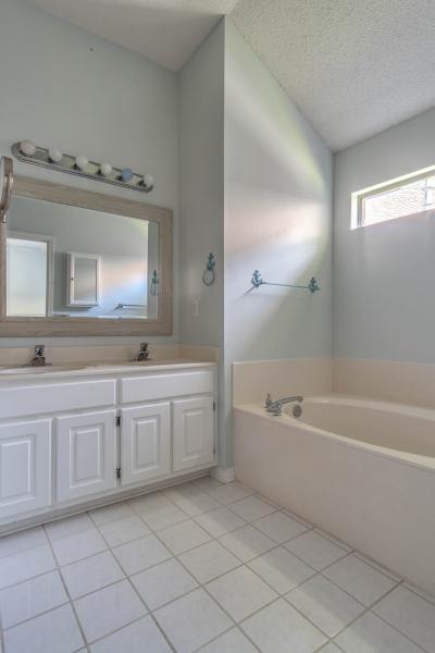 MAGNOLIA FOREST S/D PH 2 - Residential