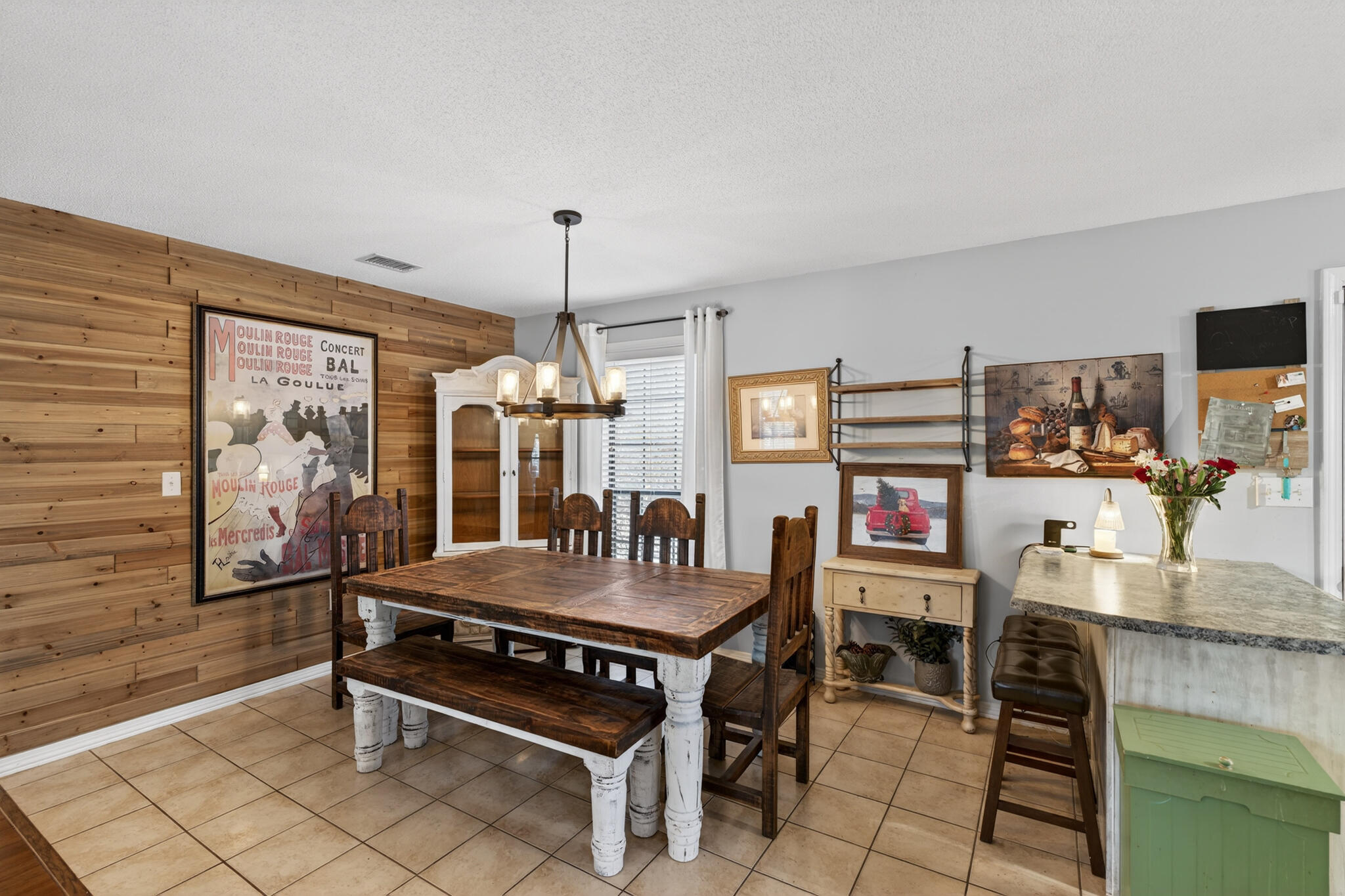 FOXWOOD ESTATES 1 - Residential