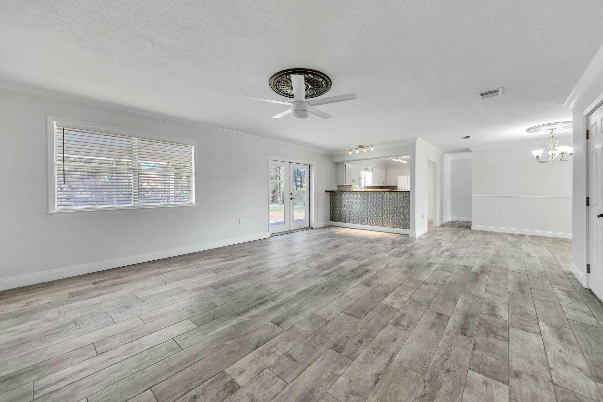 KELL-AIRE GARDENS - Residential