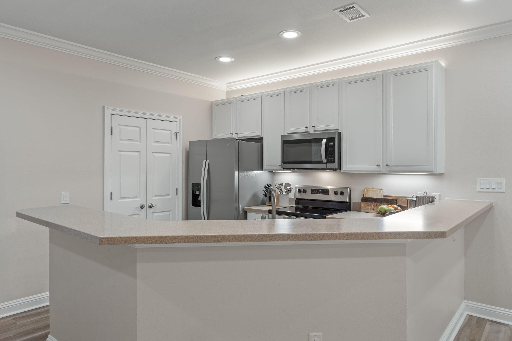 WALTON OAKS TOWNHOMES - Residential