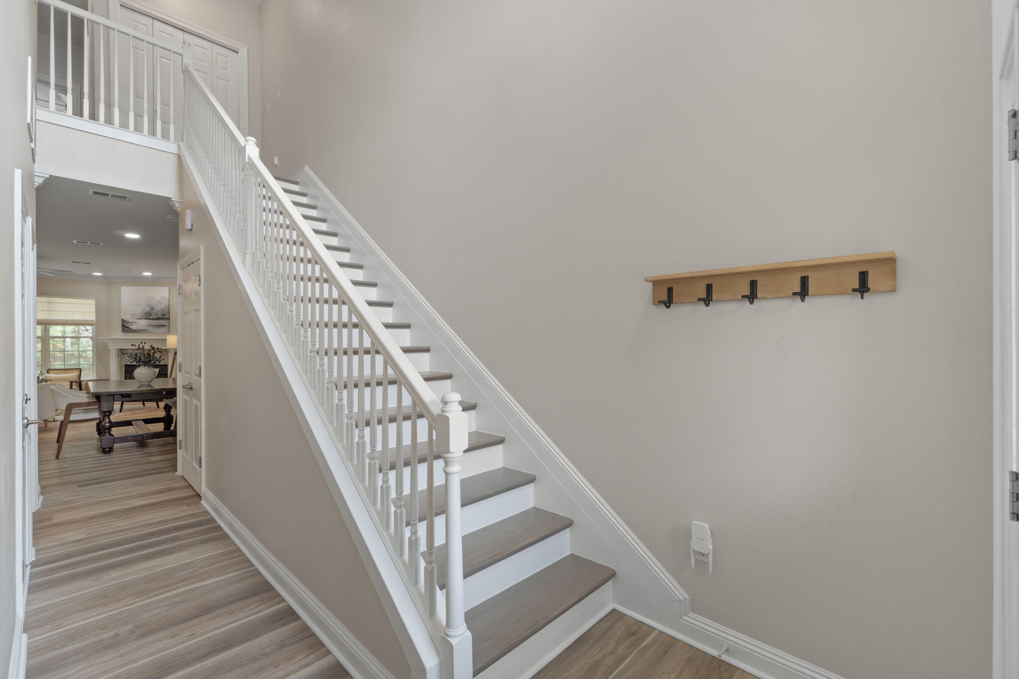 WALTON OAKS TOWNHOMES - Residential