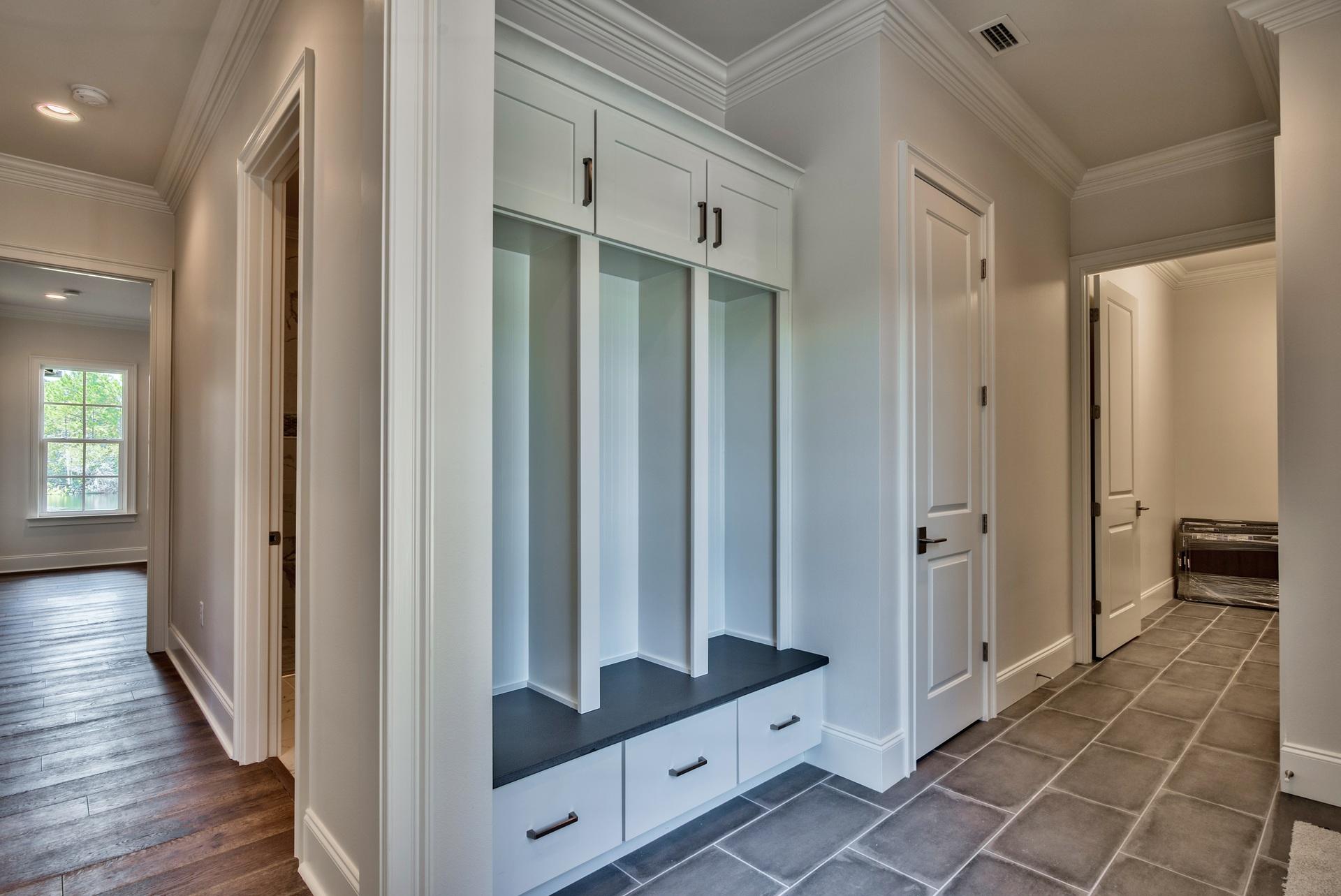 REGATTA BAY COMMODORE POINT - Residential