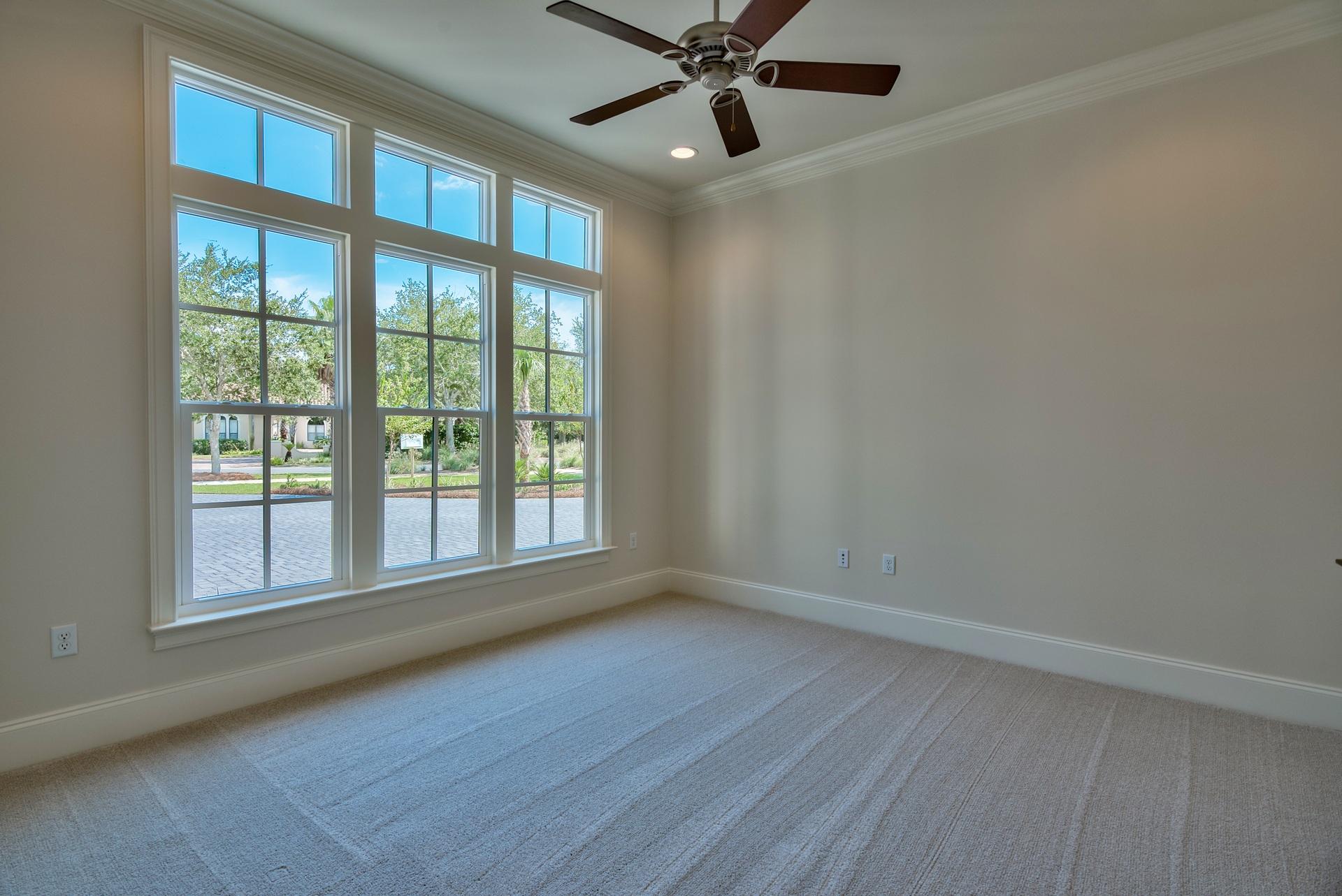 REGATTA BAY COMMODORE POINT - Residential