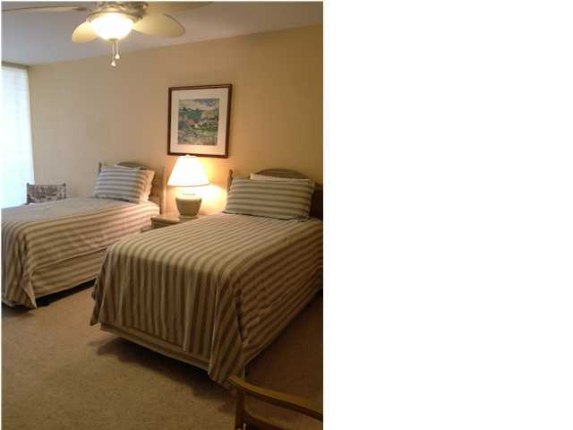 SANDESTIN BEACH VILLAS - Residential