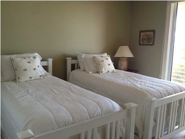 SANDESTIN BEACH VILLAS - Residential