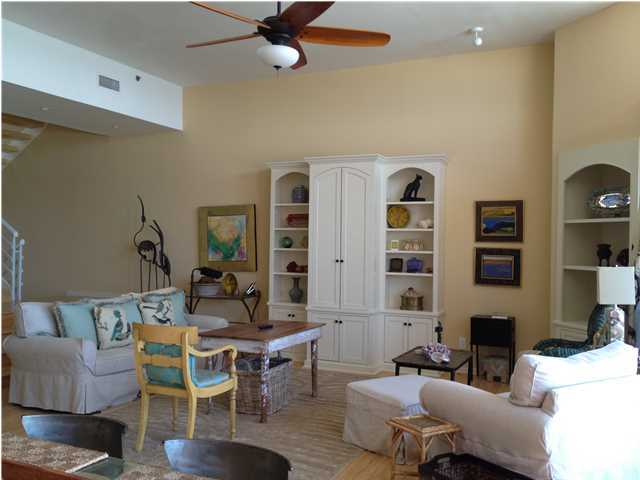 SANDESTIN BEACH VILLAS - Residential