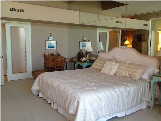 SANDESTIN BEACH VILLAS - Residential