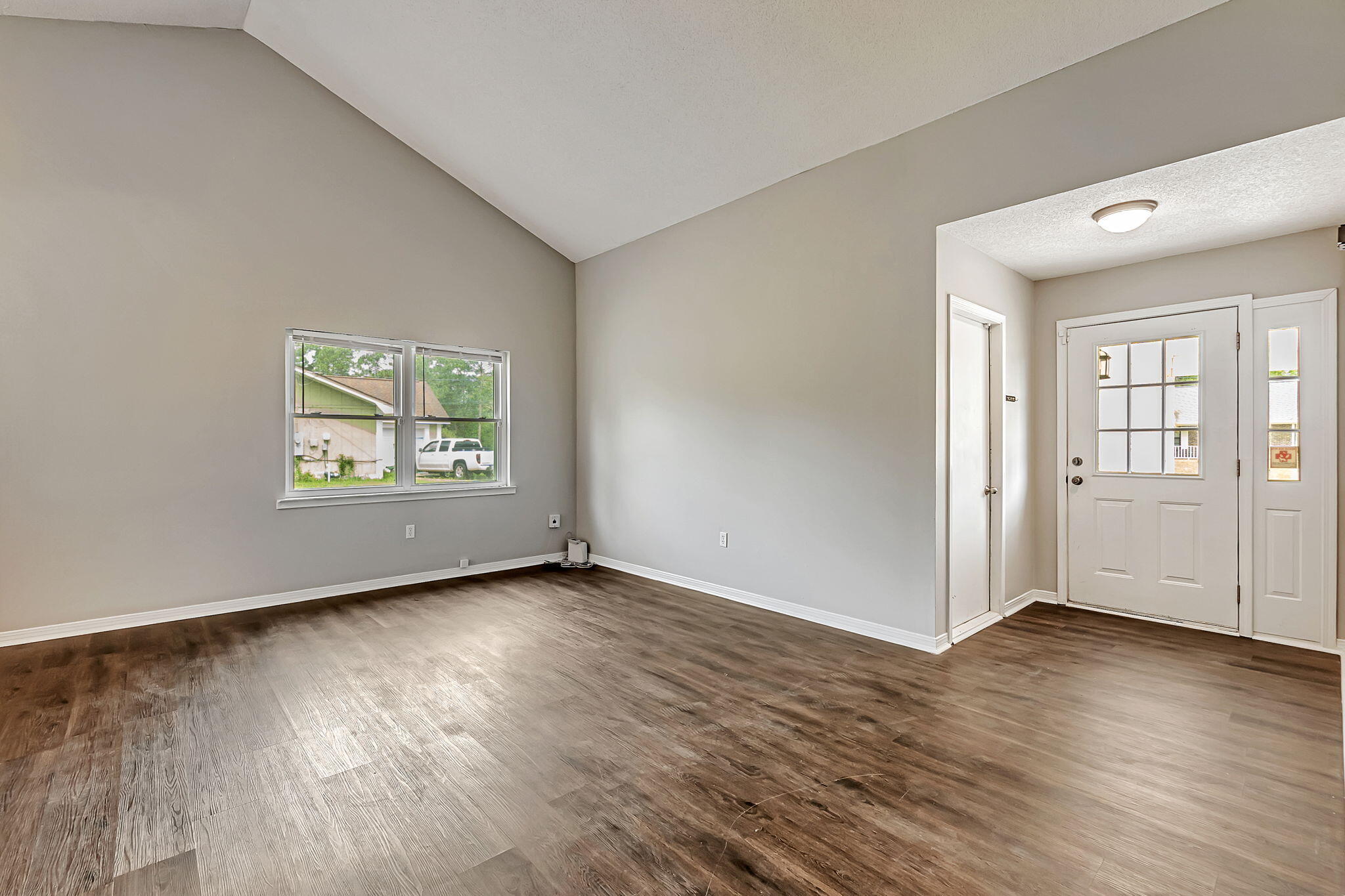 HOLLEY BY THE SEA - Residential