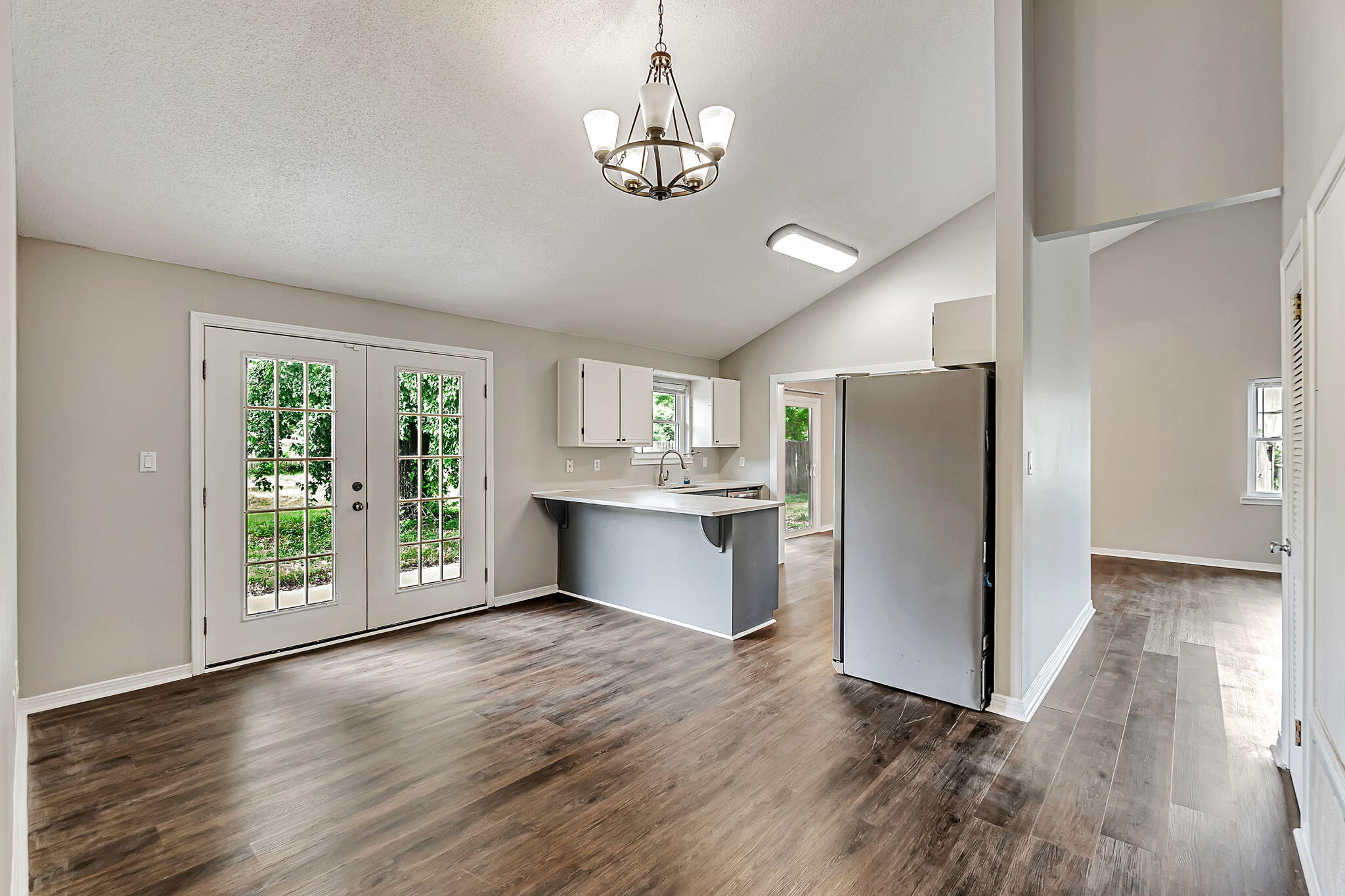 HOLLEY BY THE SEA - Residential