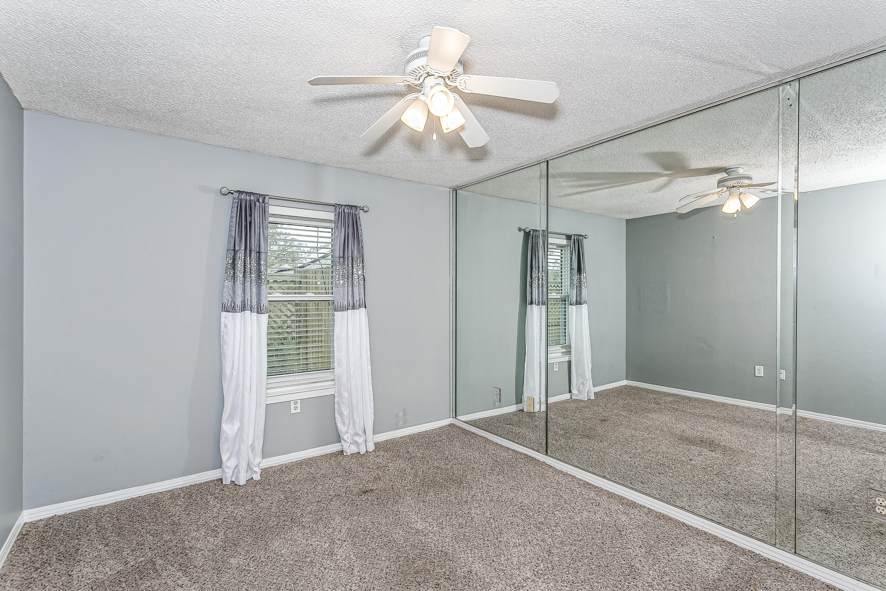 VALLEY T/H - Residential