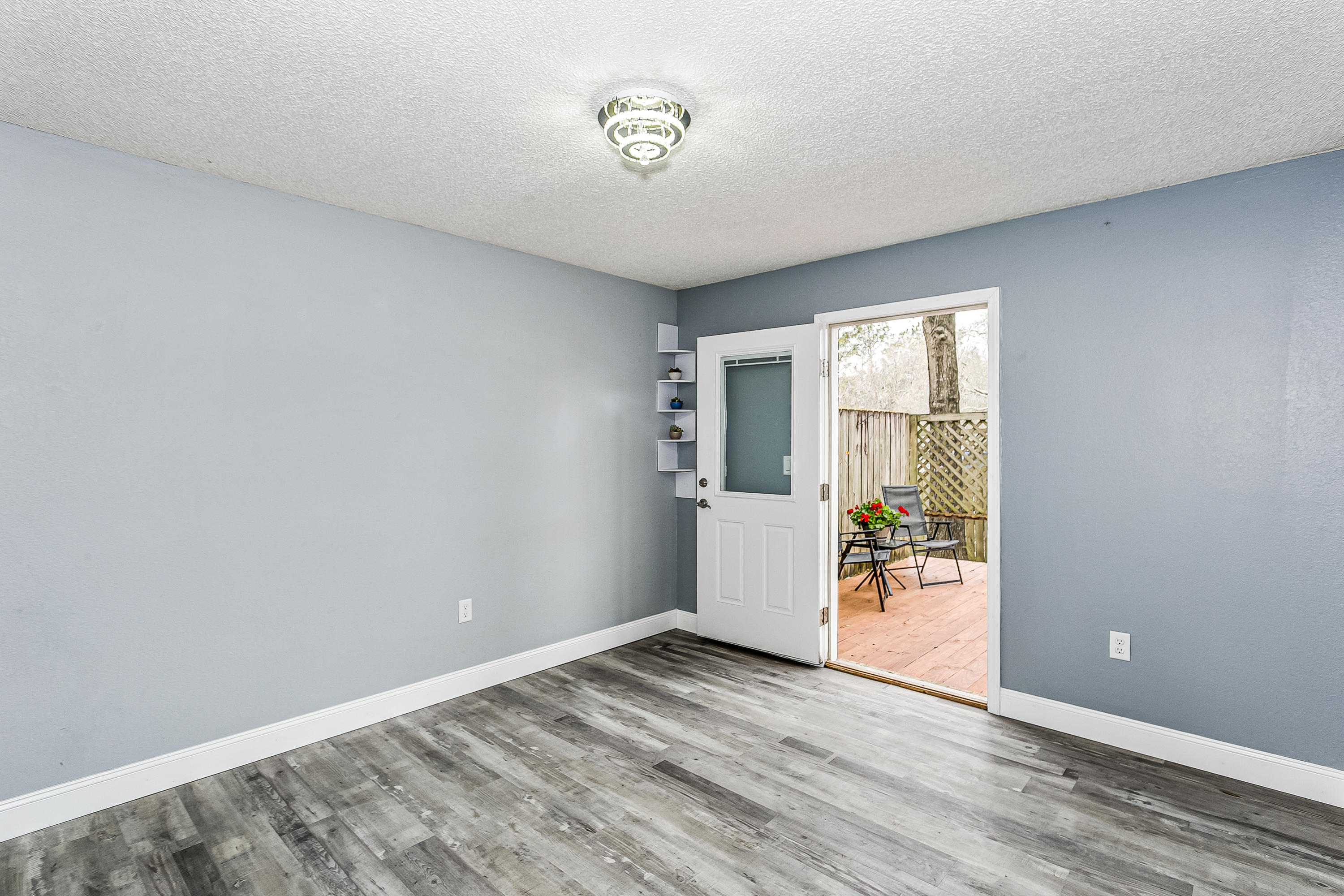 VALLEY T/H - Residential