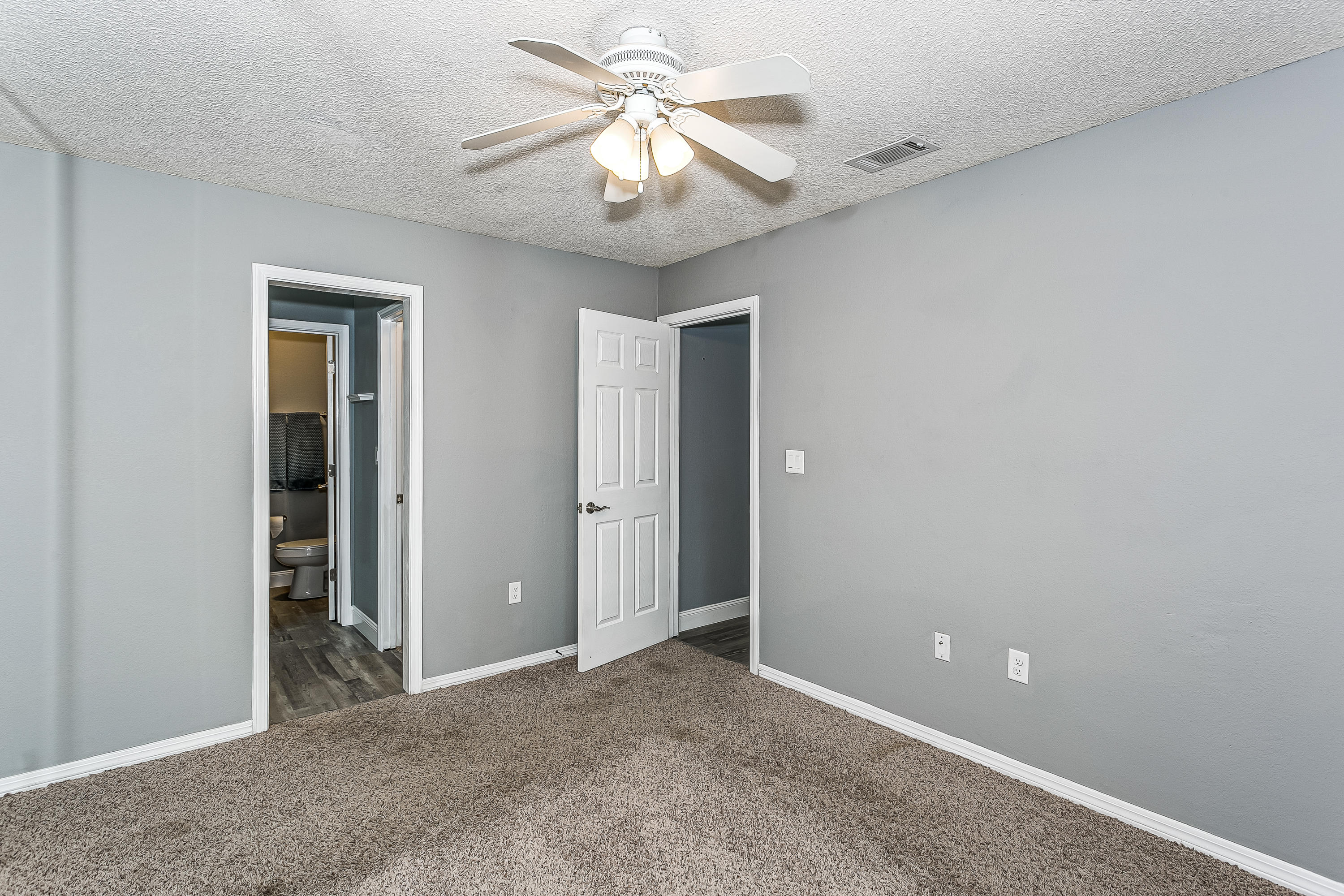 VALLEY T/H - Residential