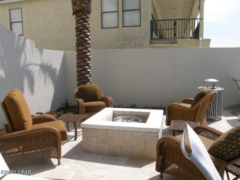 Sterling Breeze - Residential