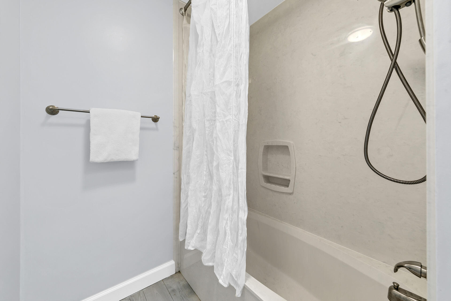 DONCASTER WOODS - Residential