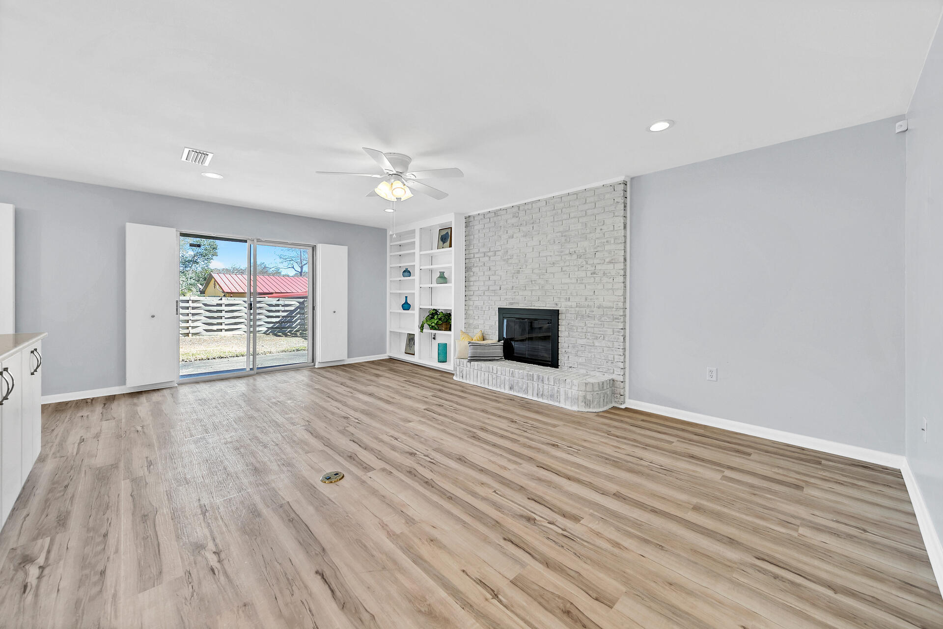 DONCASTER WOODS - Residential