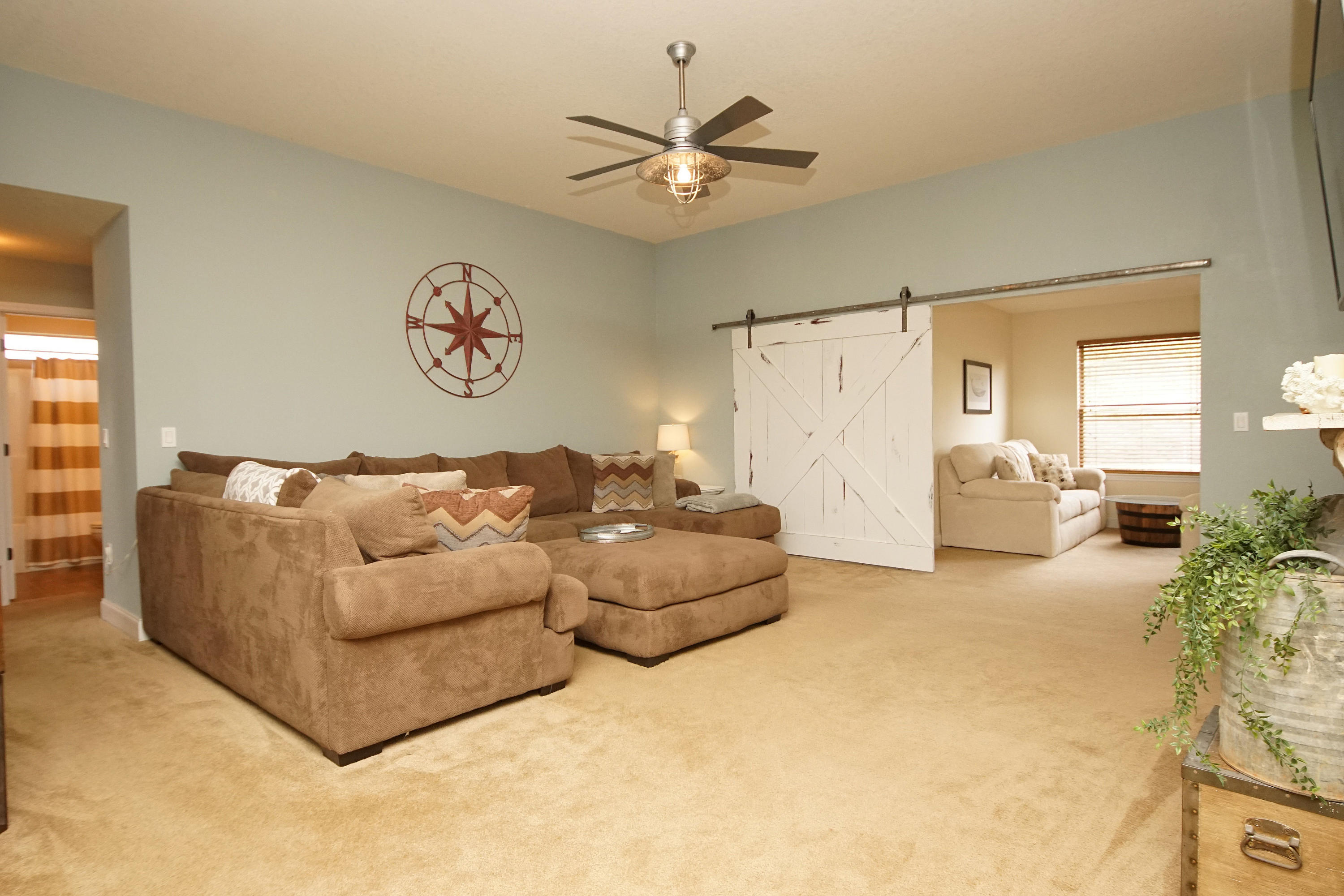 SILVER SPRINGS EST - Residential