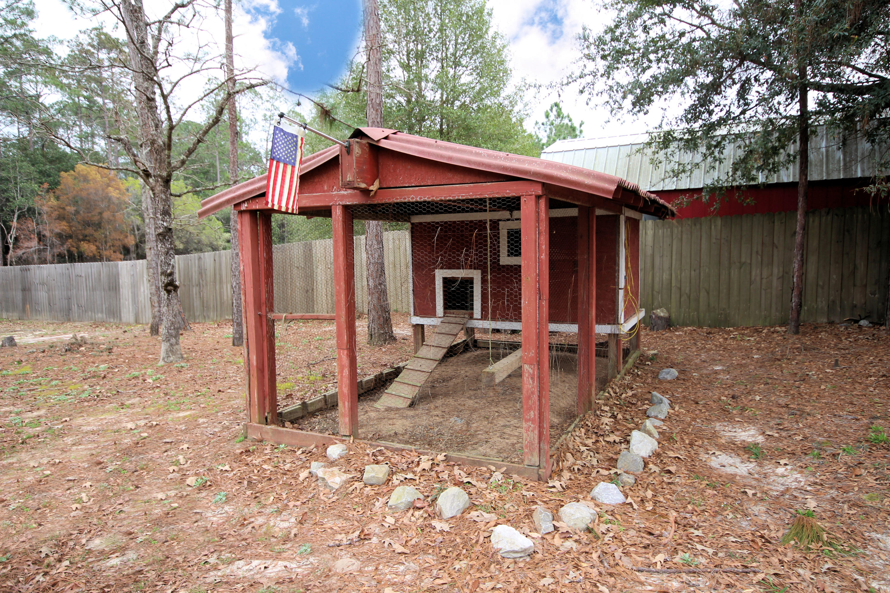 SILVER SPRINGS EST - Residential