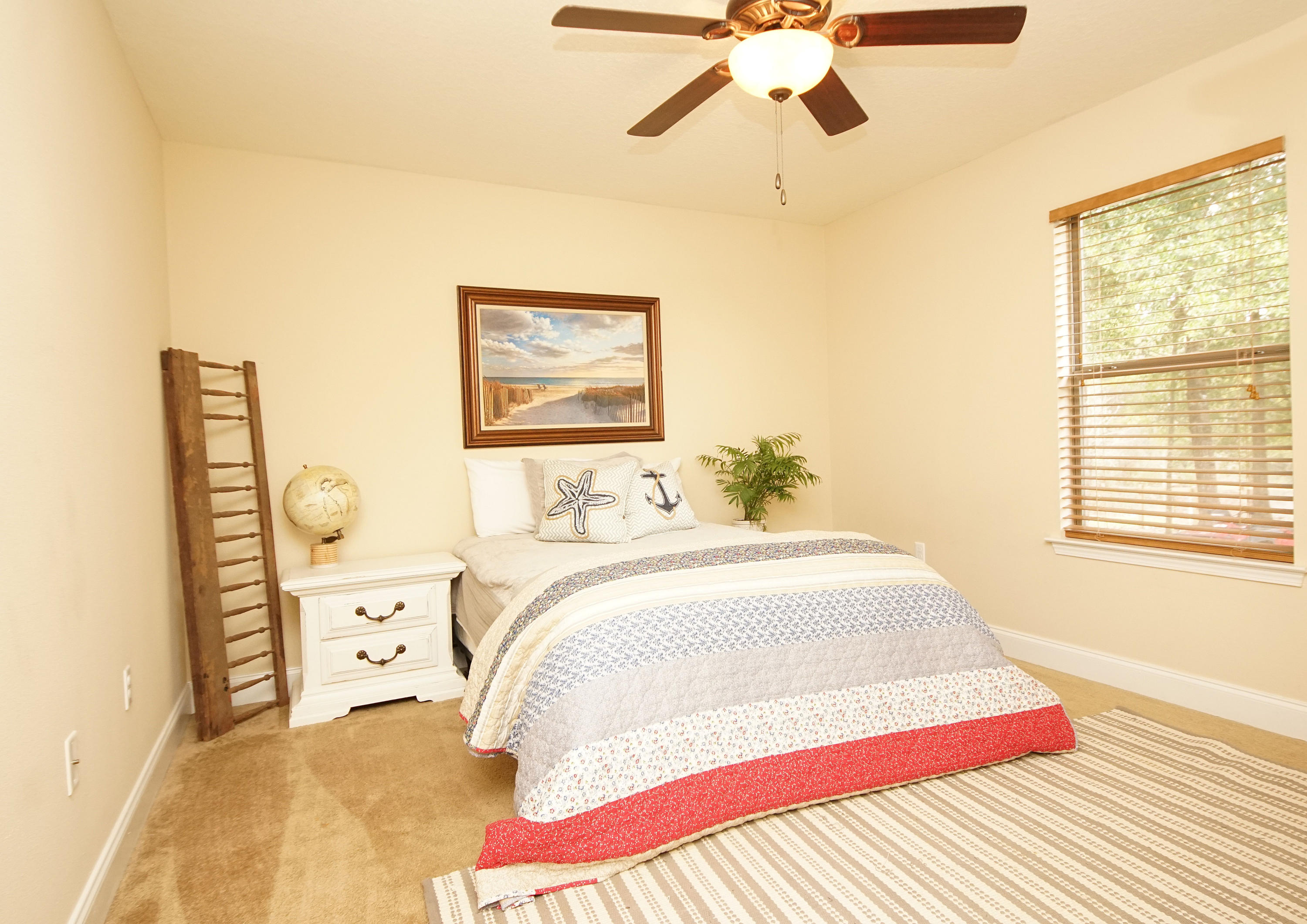 SILVER SPRINGS EST - Residential