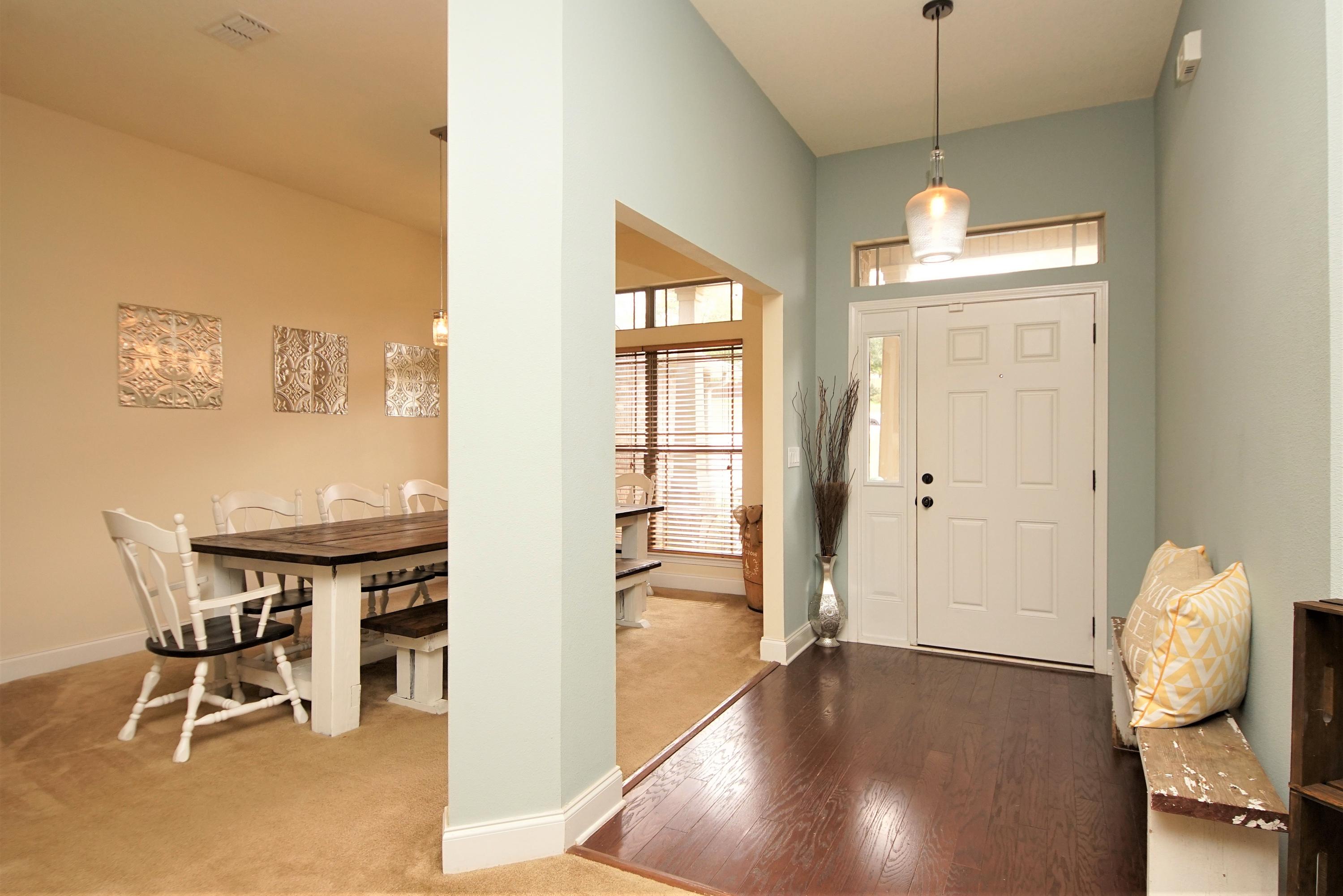 SILVER SPRINGS EST - Residential