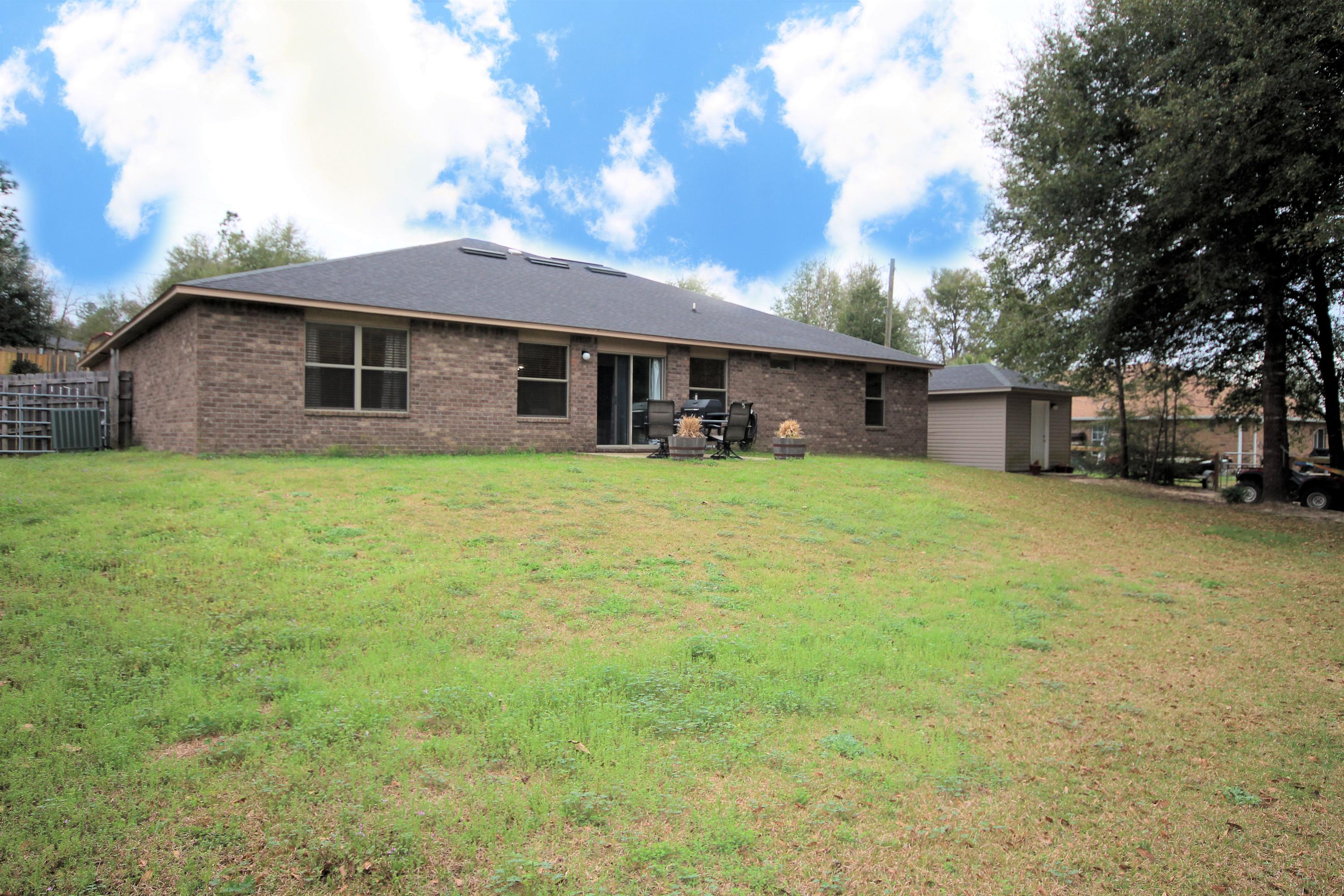 SILVER SPRINGS EST - Residential