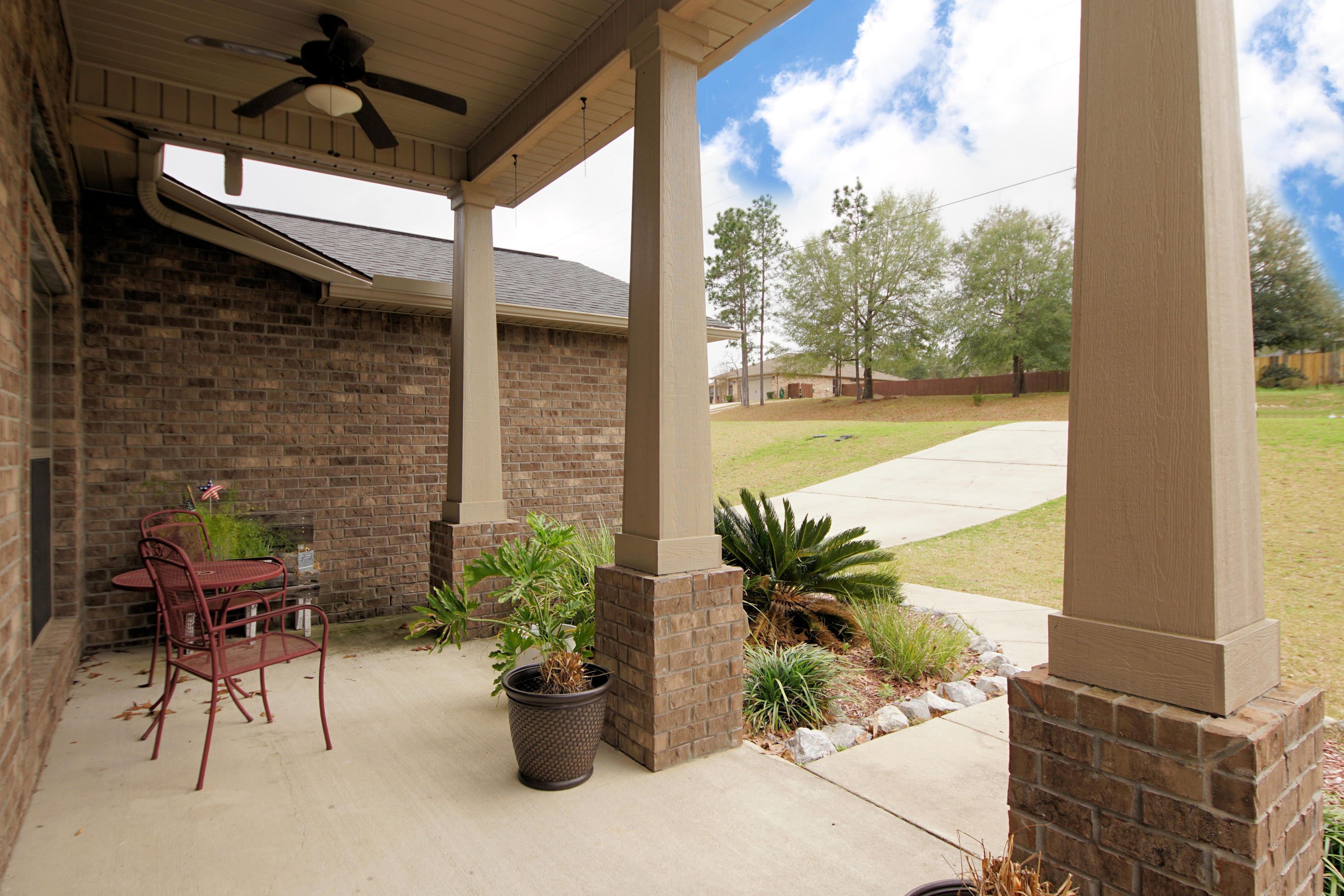 SILVER SPRINGS EST - Residential