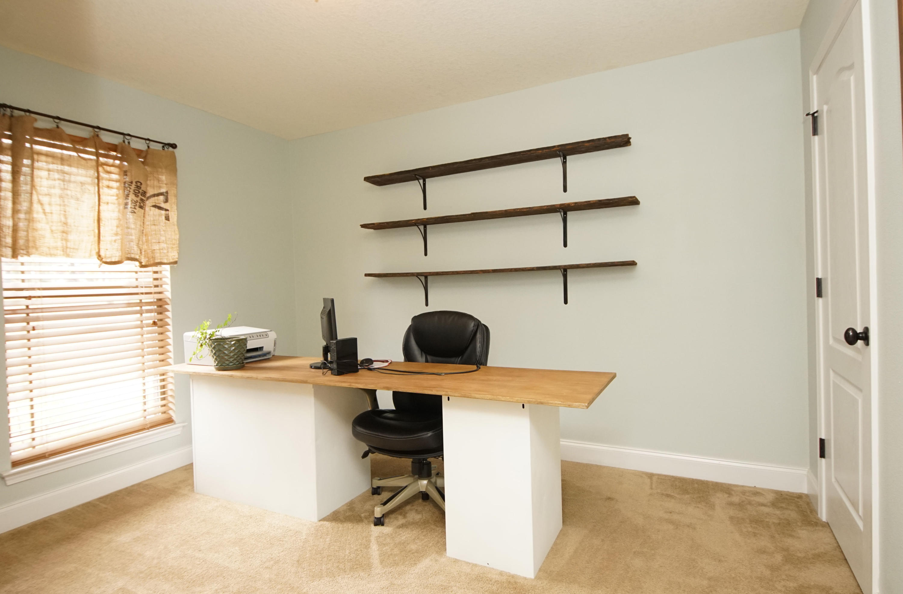 SILVER SPRINGS EST - Residential