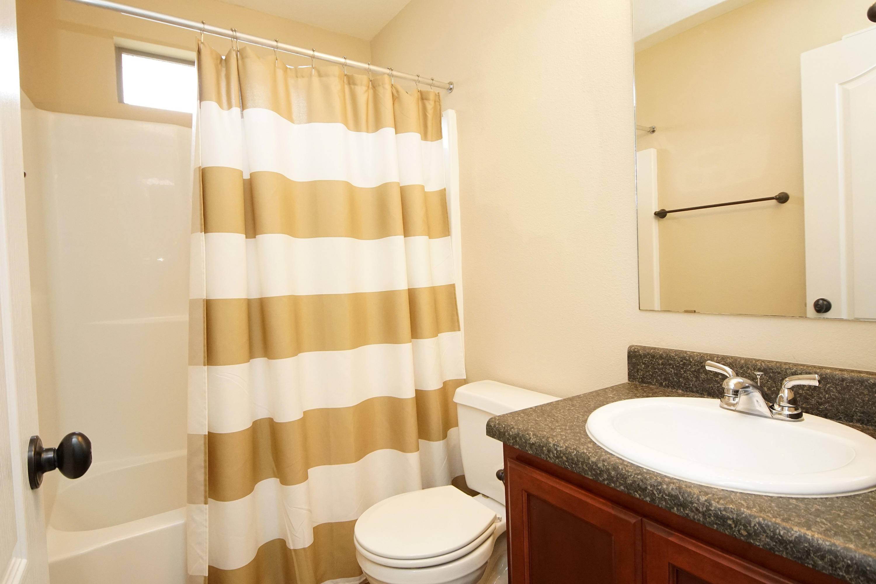 SILVER SPRINGS EST - Residential