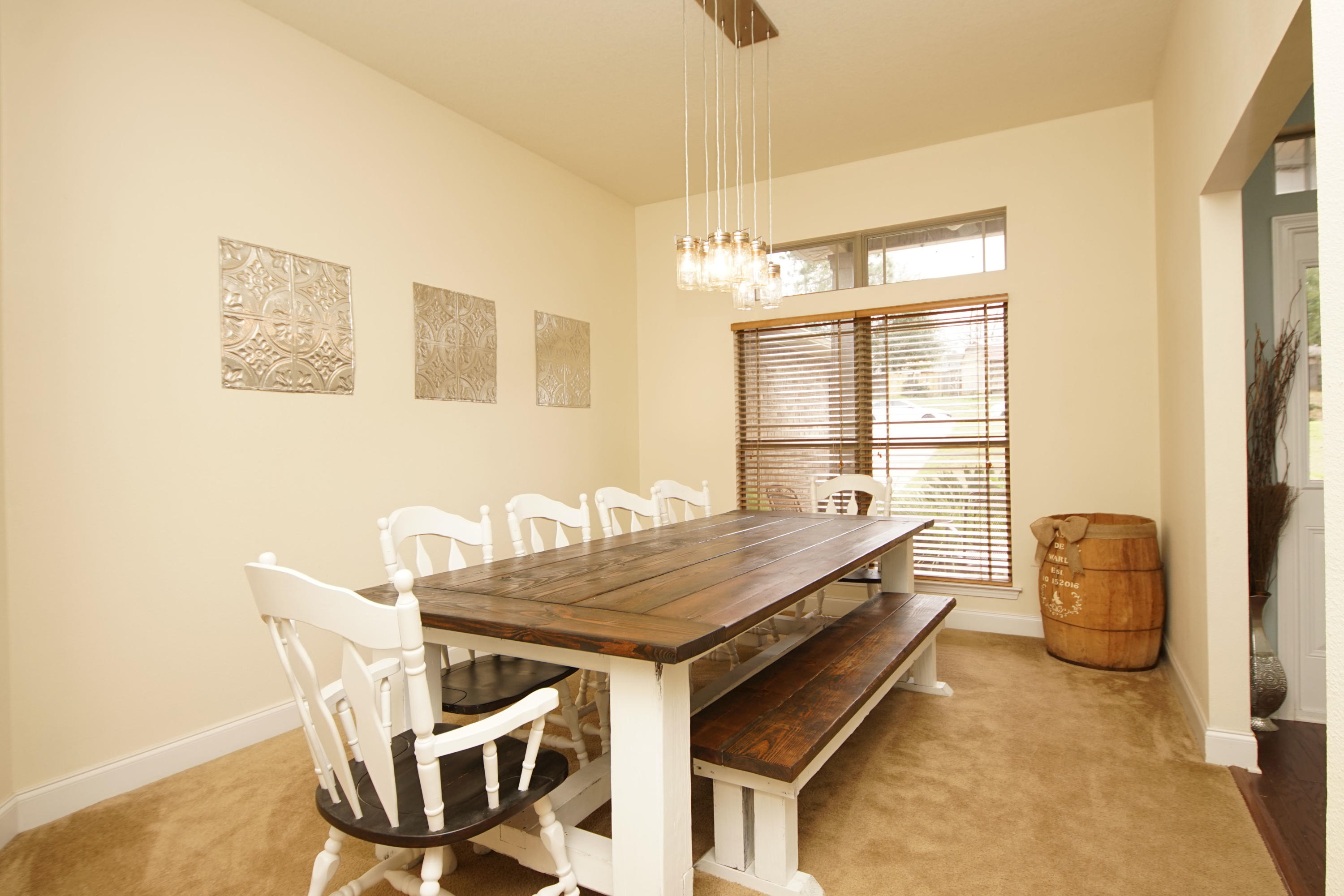 SILVER SPRINGS EST - Residential