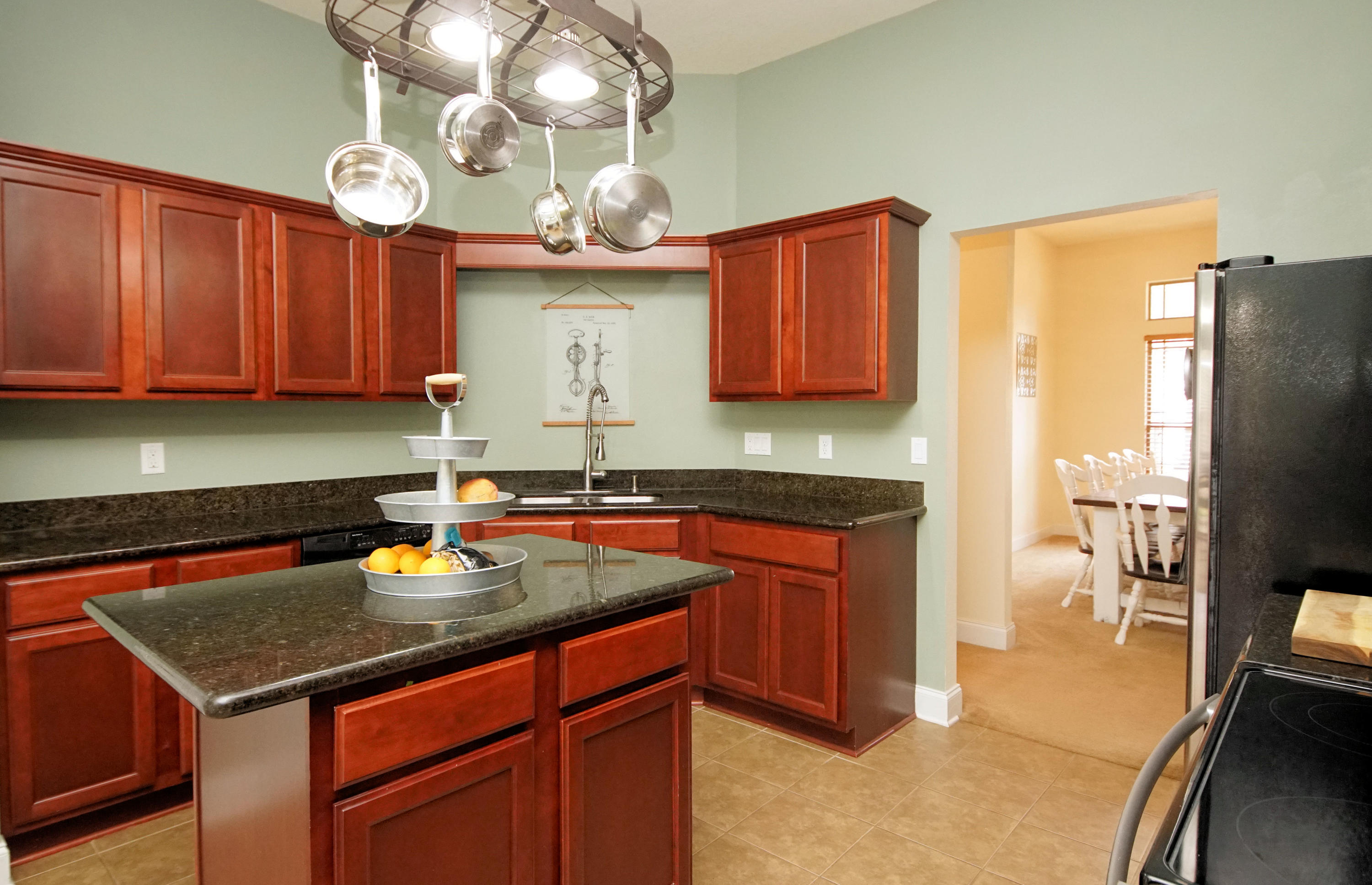 SILVER SPRINGS EST - Residential