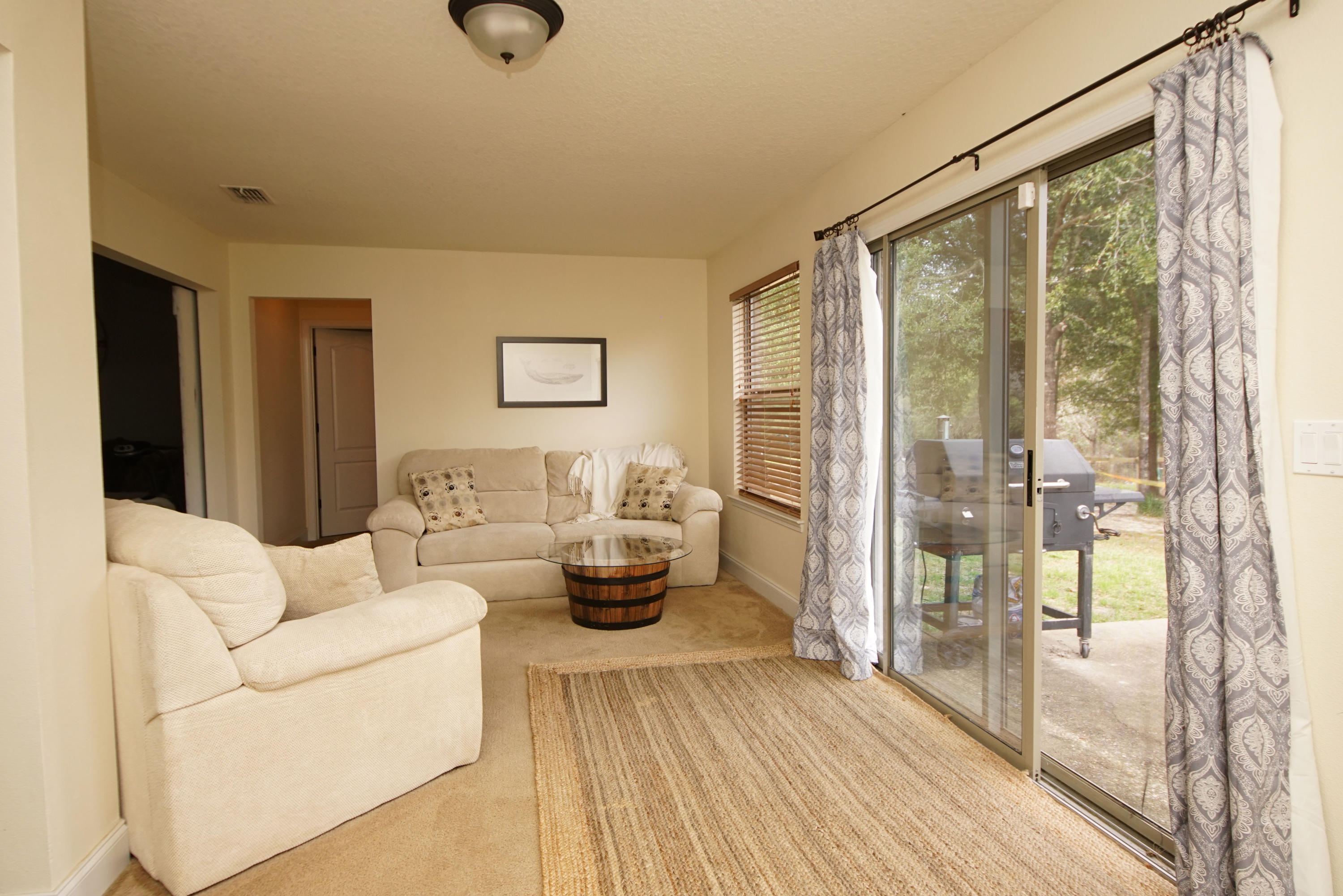 SILVER SPRINGS EST - Residential