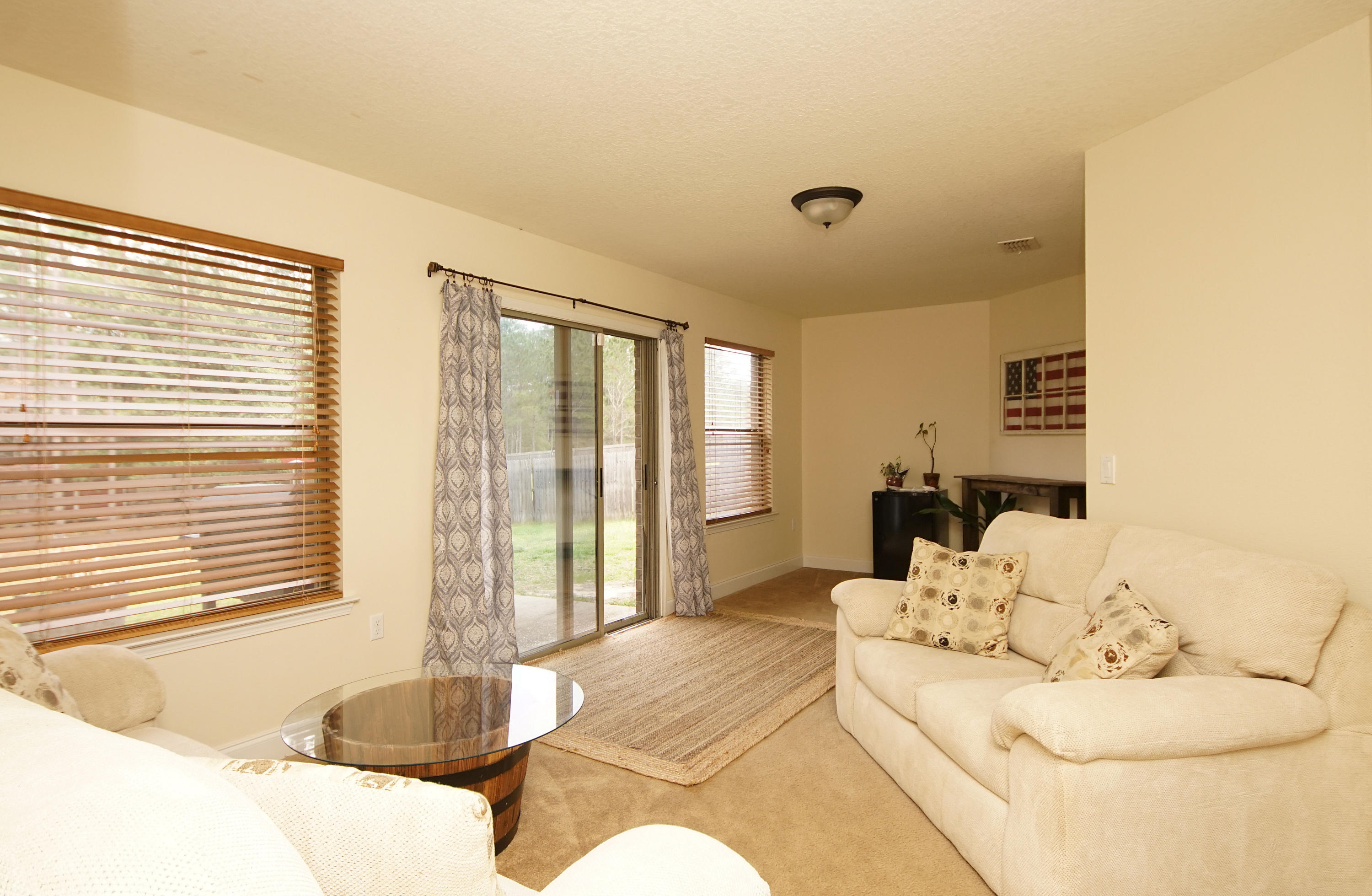 SILVER SPRINGS EST - Residential