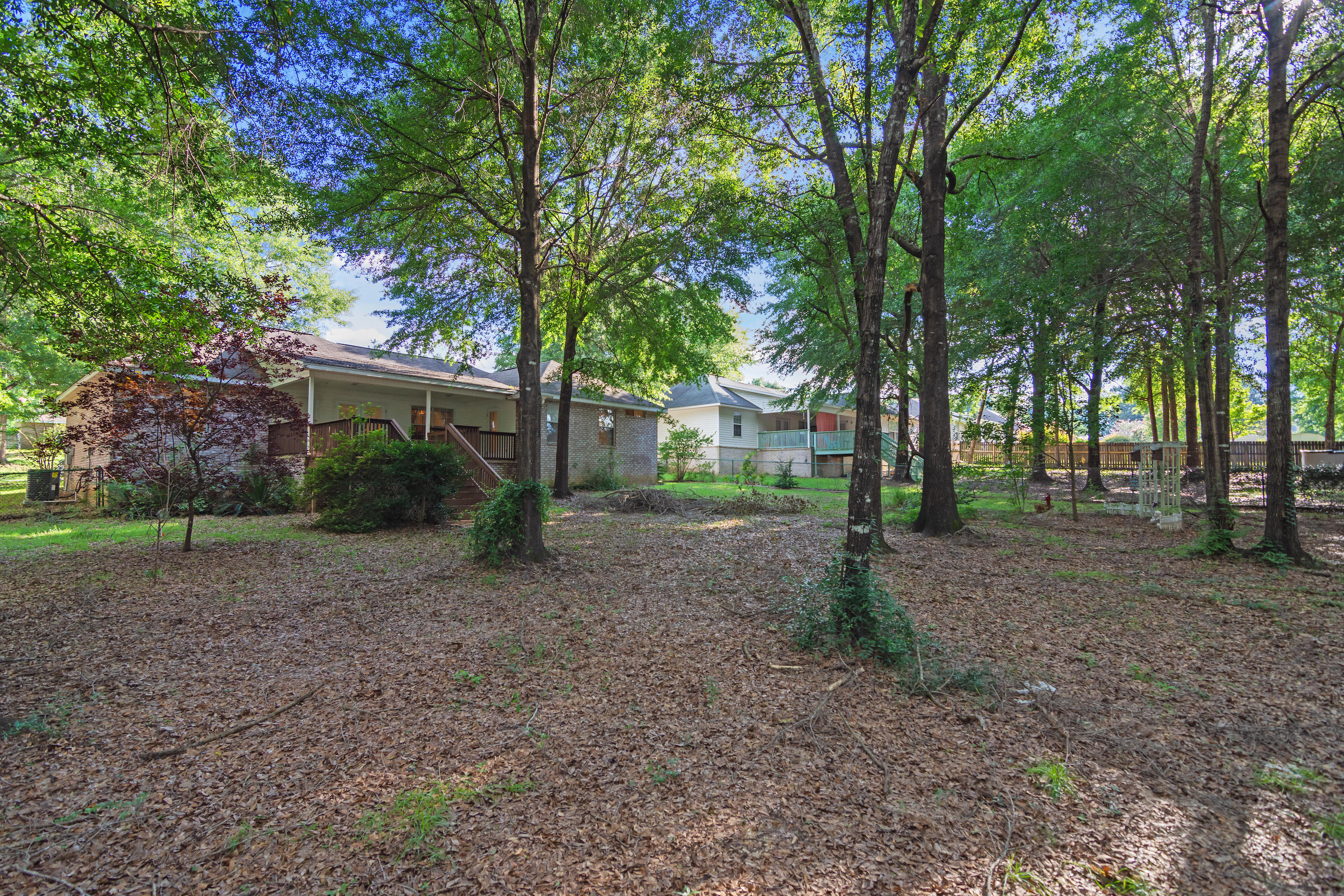 ROLLING HILLS - Residential