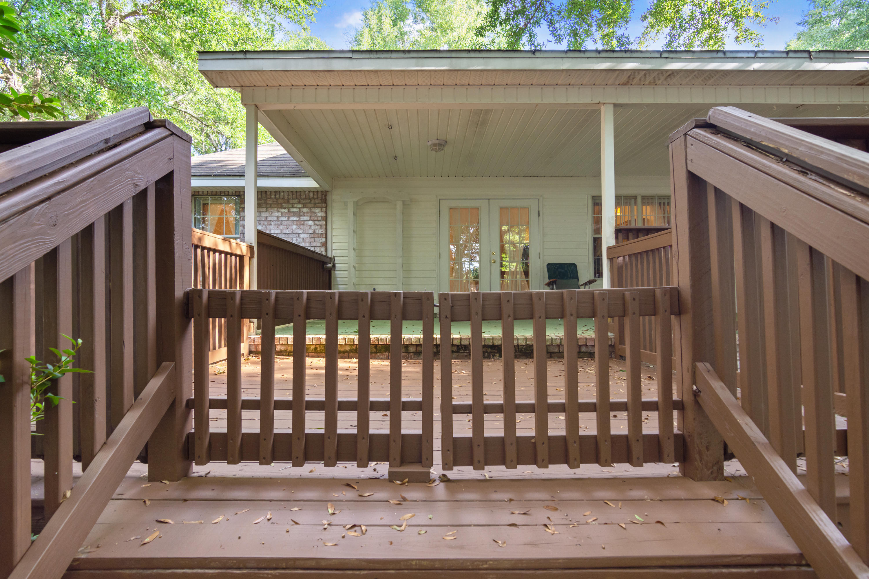 ROLLING HILLS - Residential